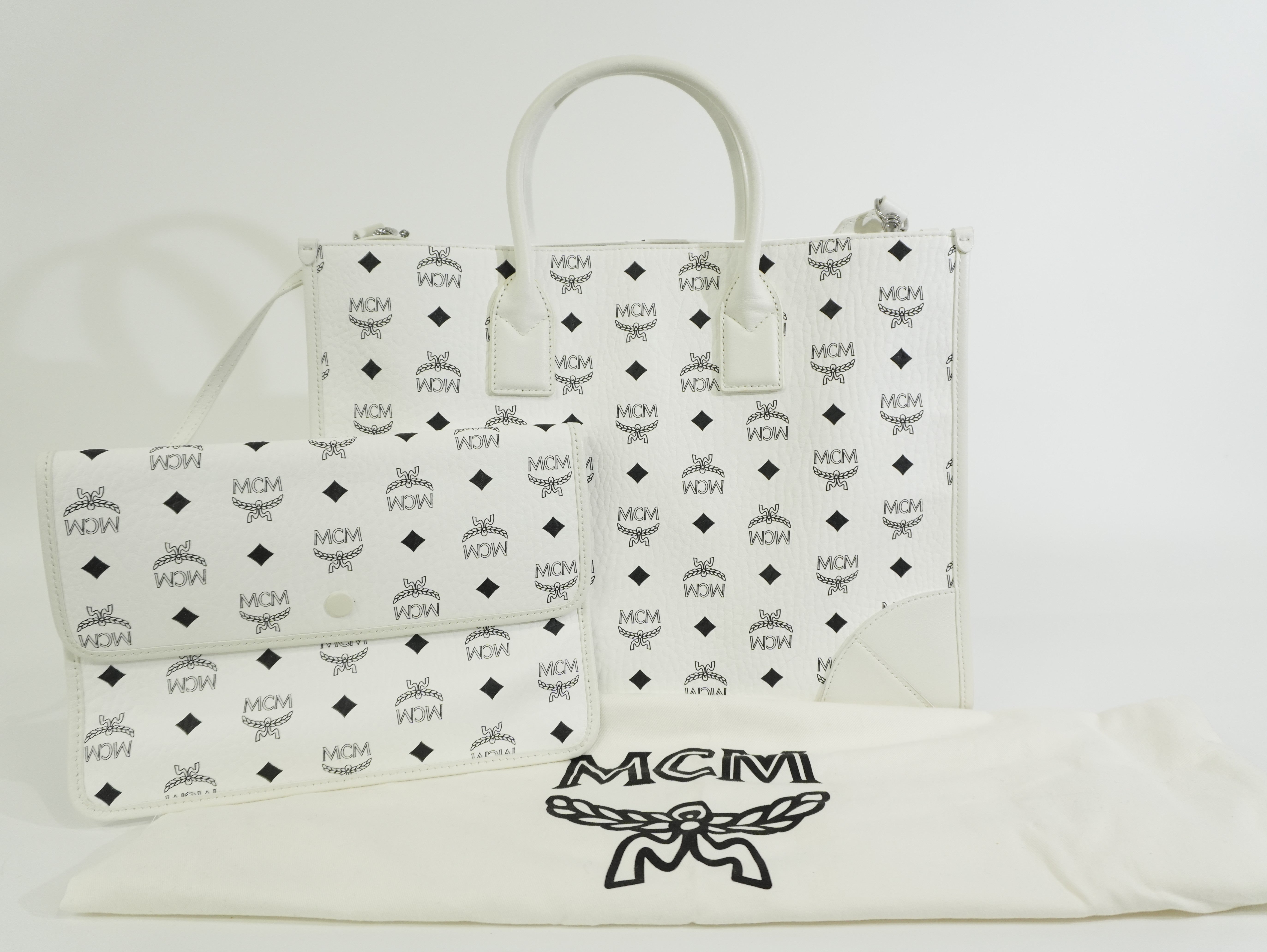 Pre-owned MCM Two Way Shoulder Bag White