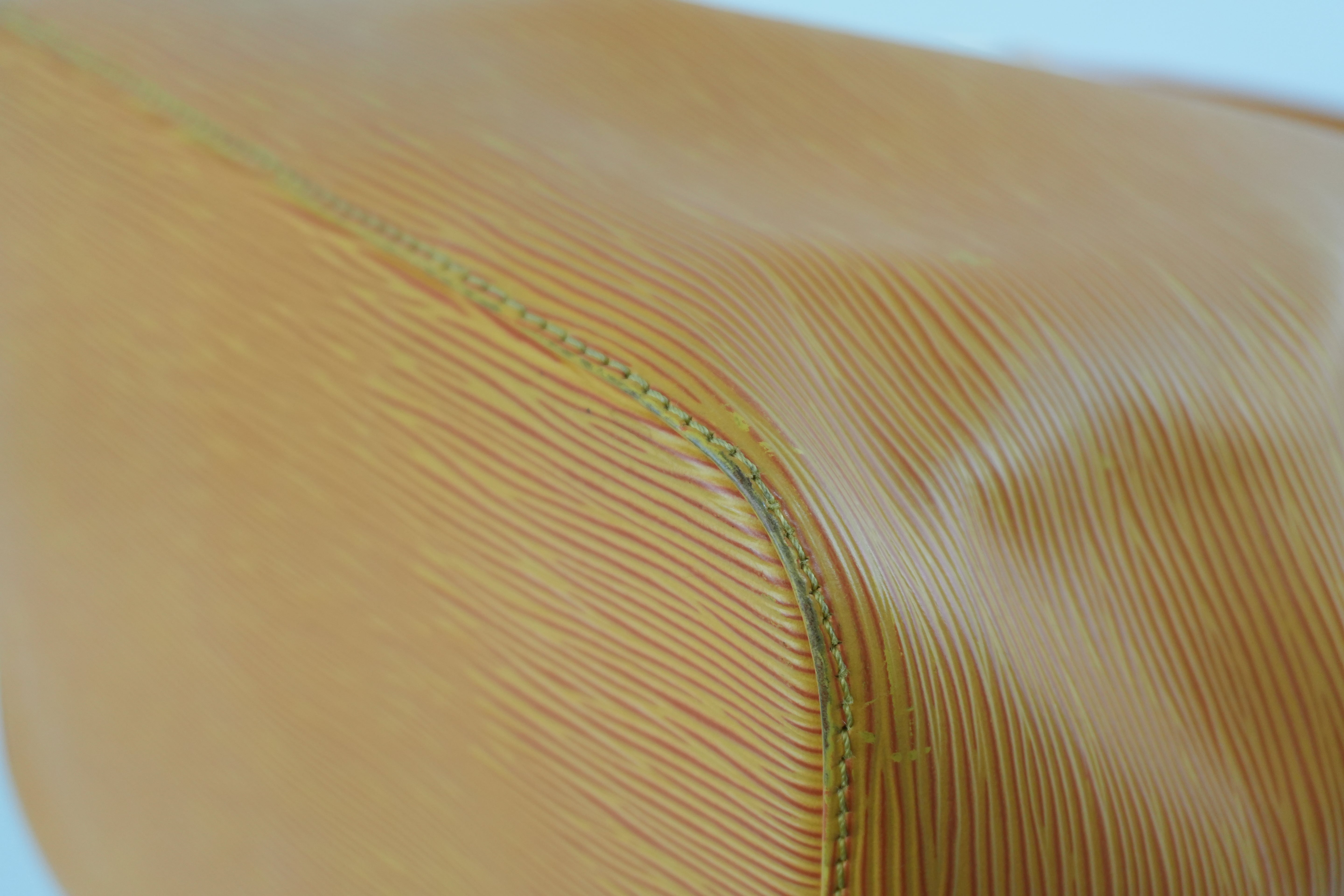 Pre-owned Louis Vuitton Noe PM Shoulder Bag Epi Yellow