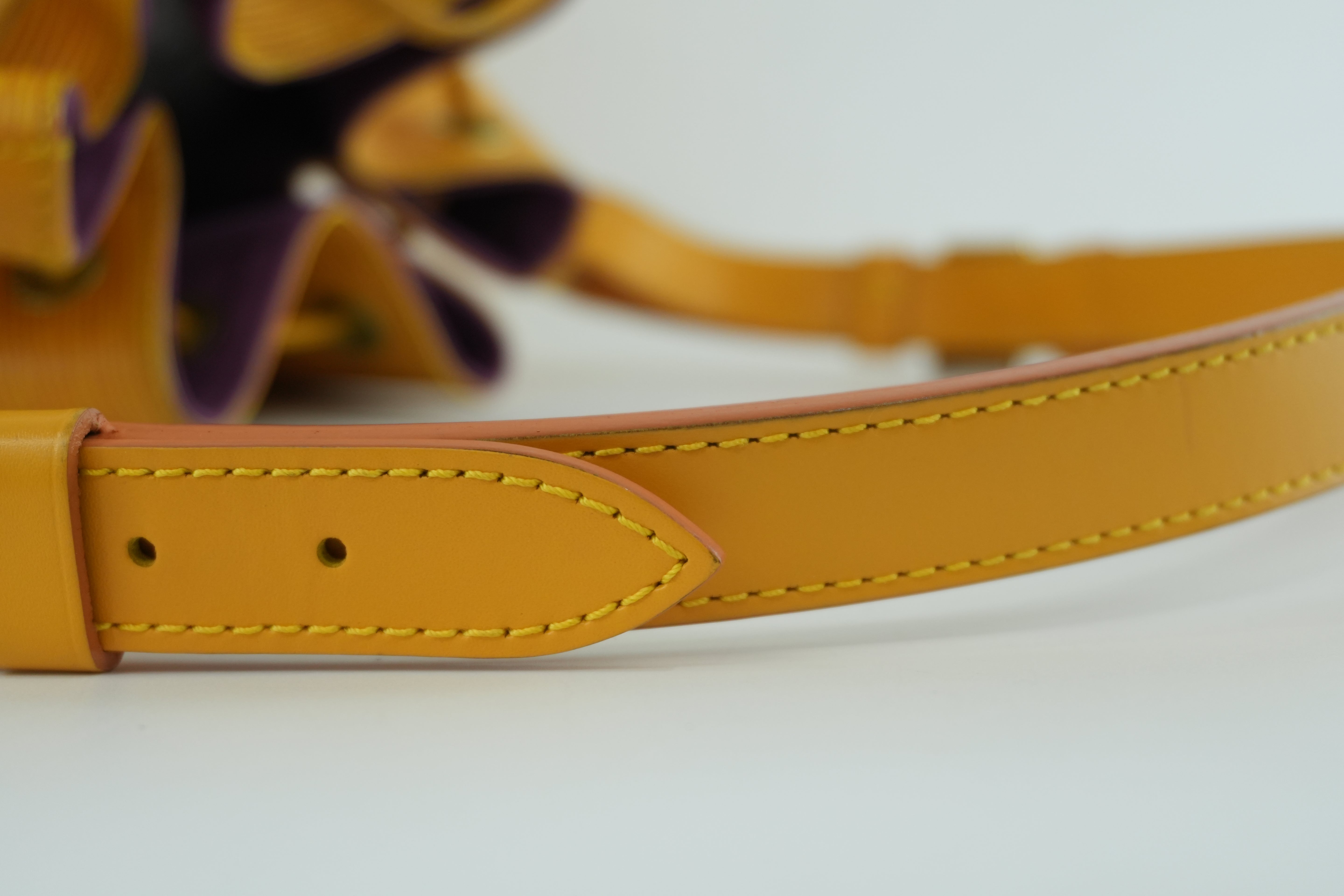 Pre-owned Louis Vuitton Noe PM Shoulder Bag Epi Yellow