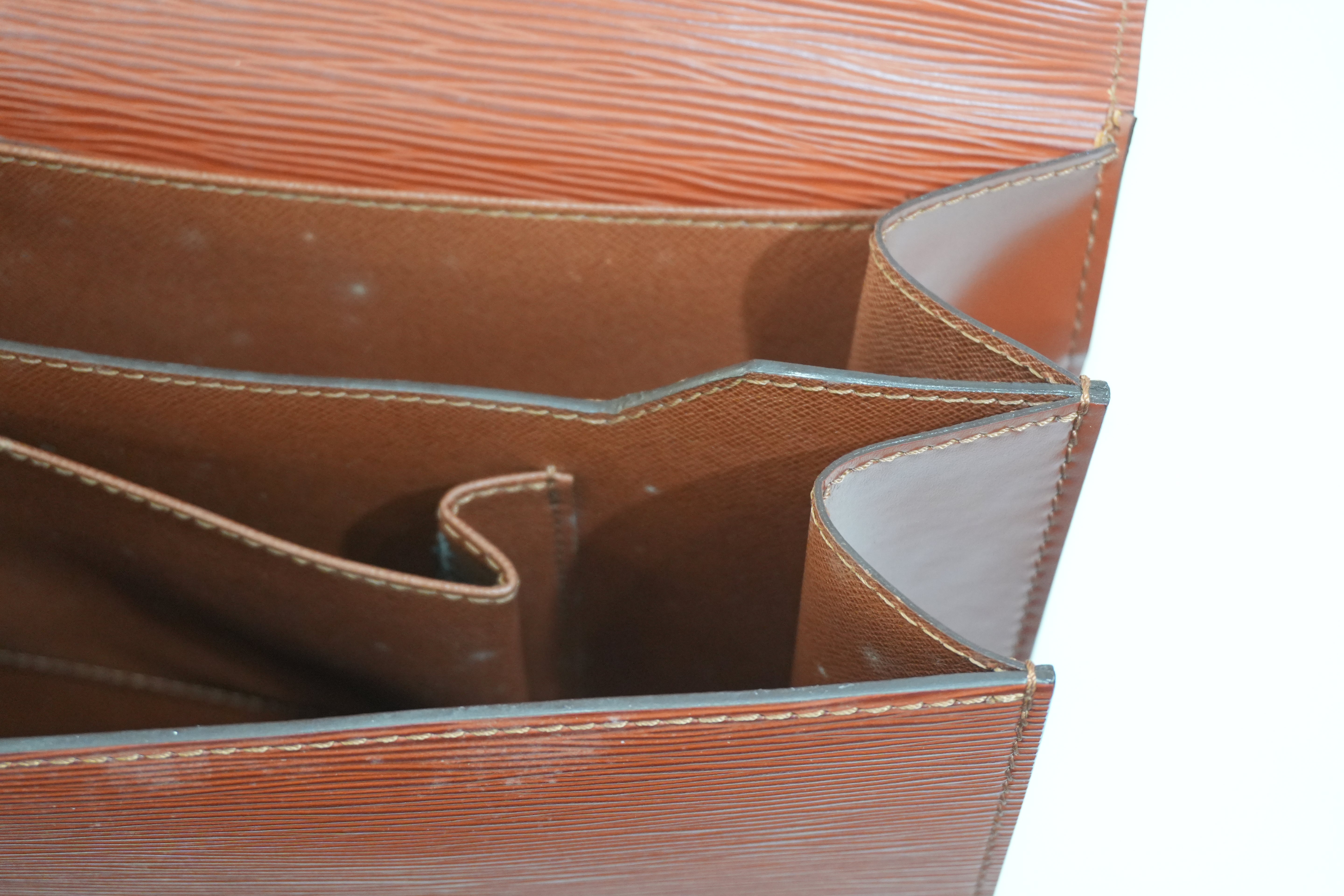 Pre-owned Louis Vuitton Epi Briefcase Handbag Kenya Brown