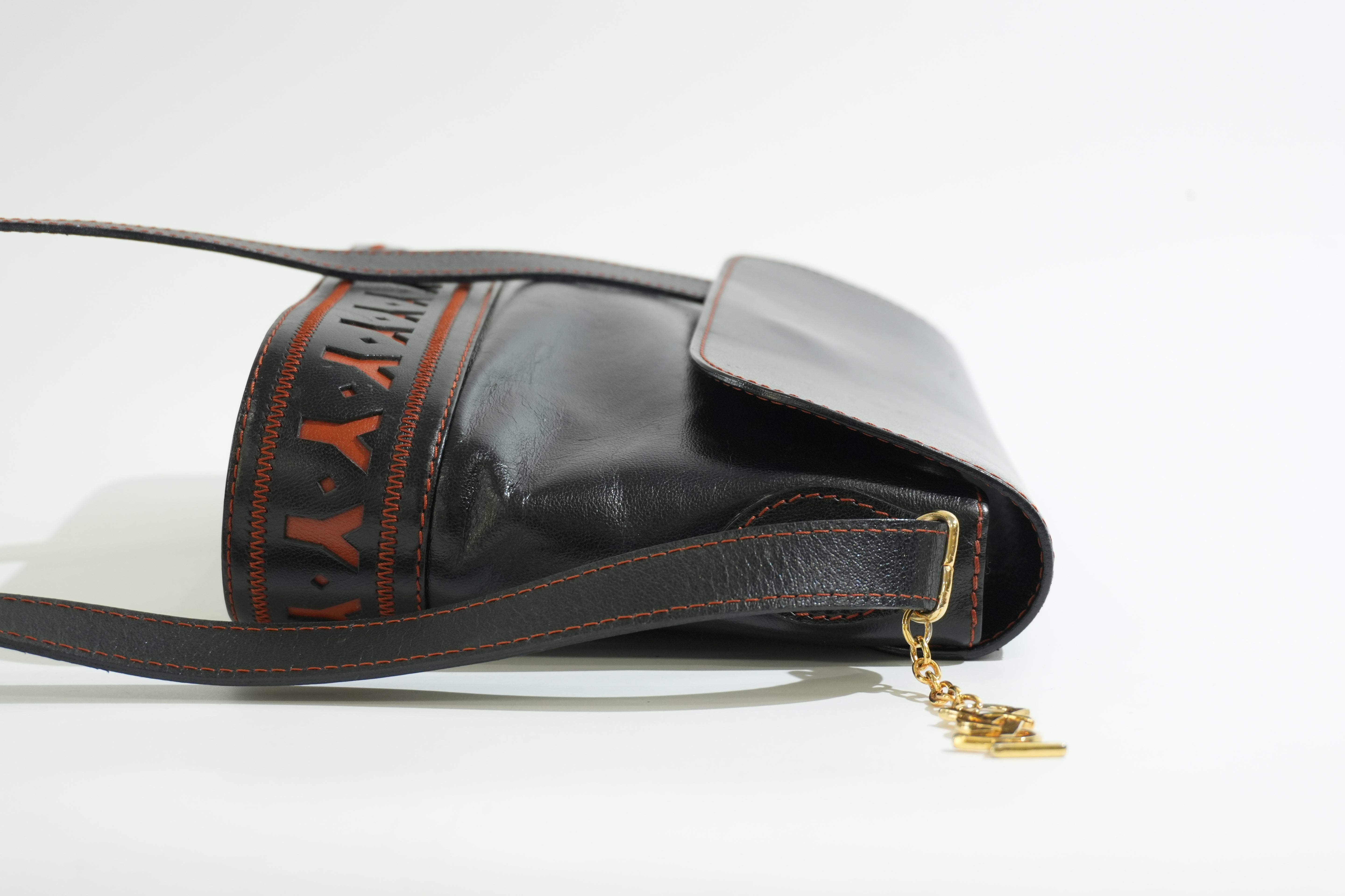 Pre-owned Saint Laurent Crossbody Bag Black