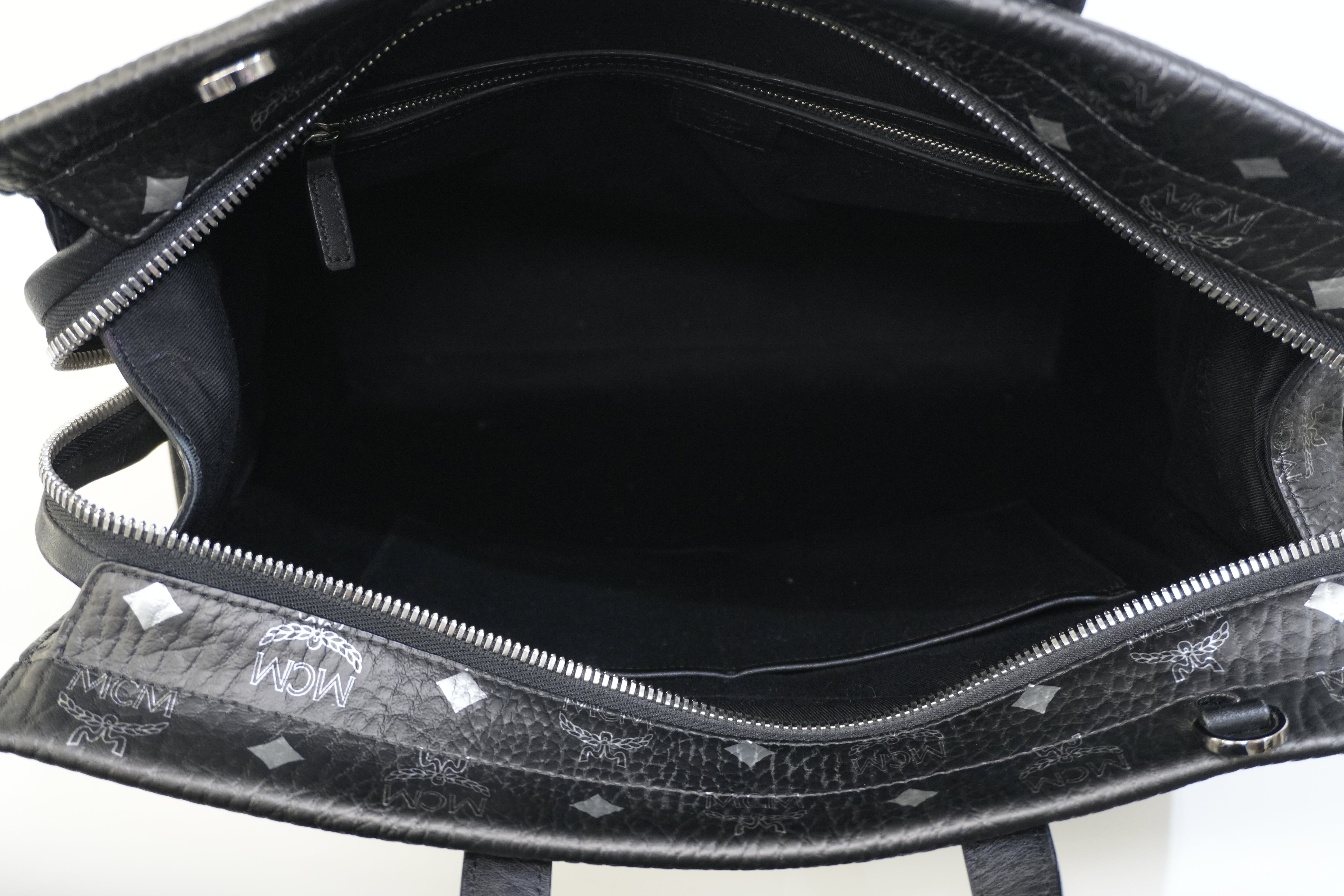 Pre-owned MCM Vertical Tote Bag Black