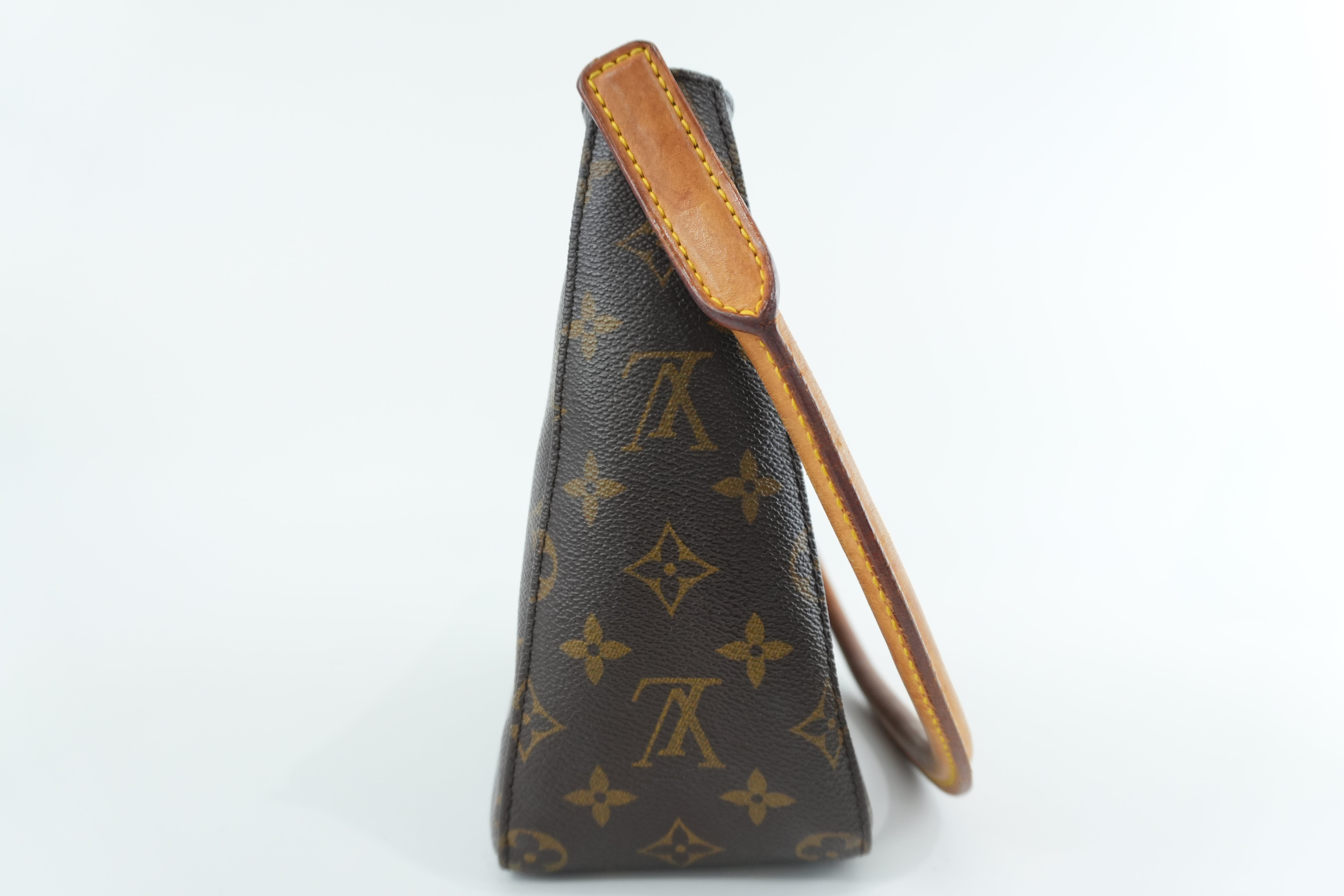 Louis Vuitton Monogram Looping MM Shoulder Bag Used
