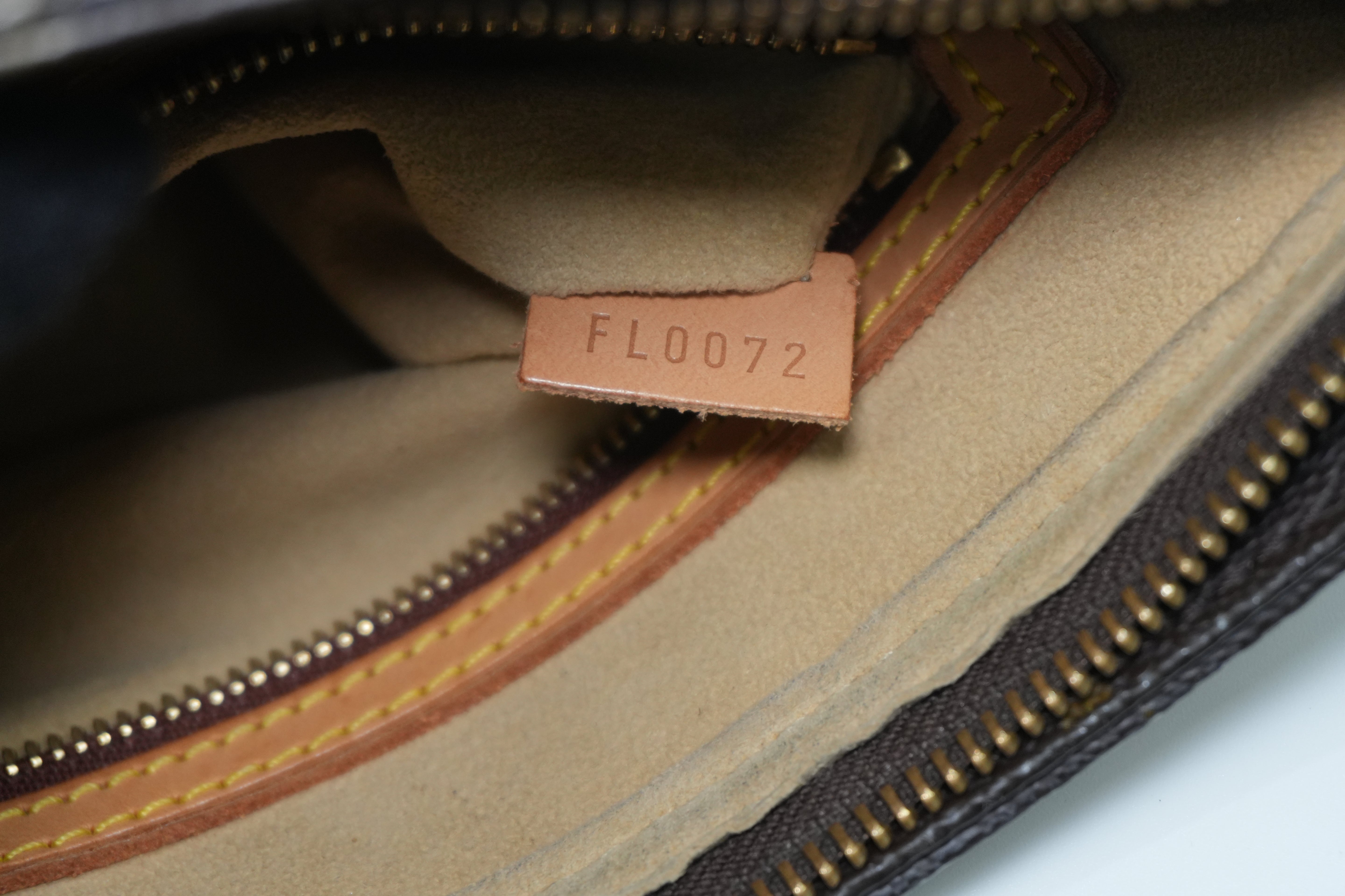 Louis Vuitton Monogram Looping MM Shoulder Bag Used