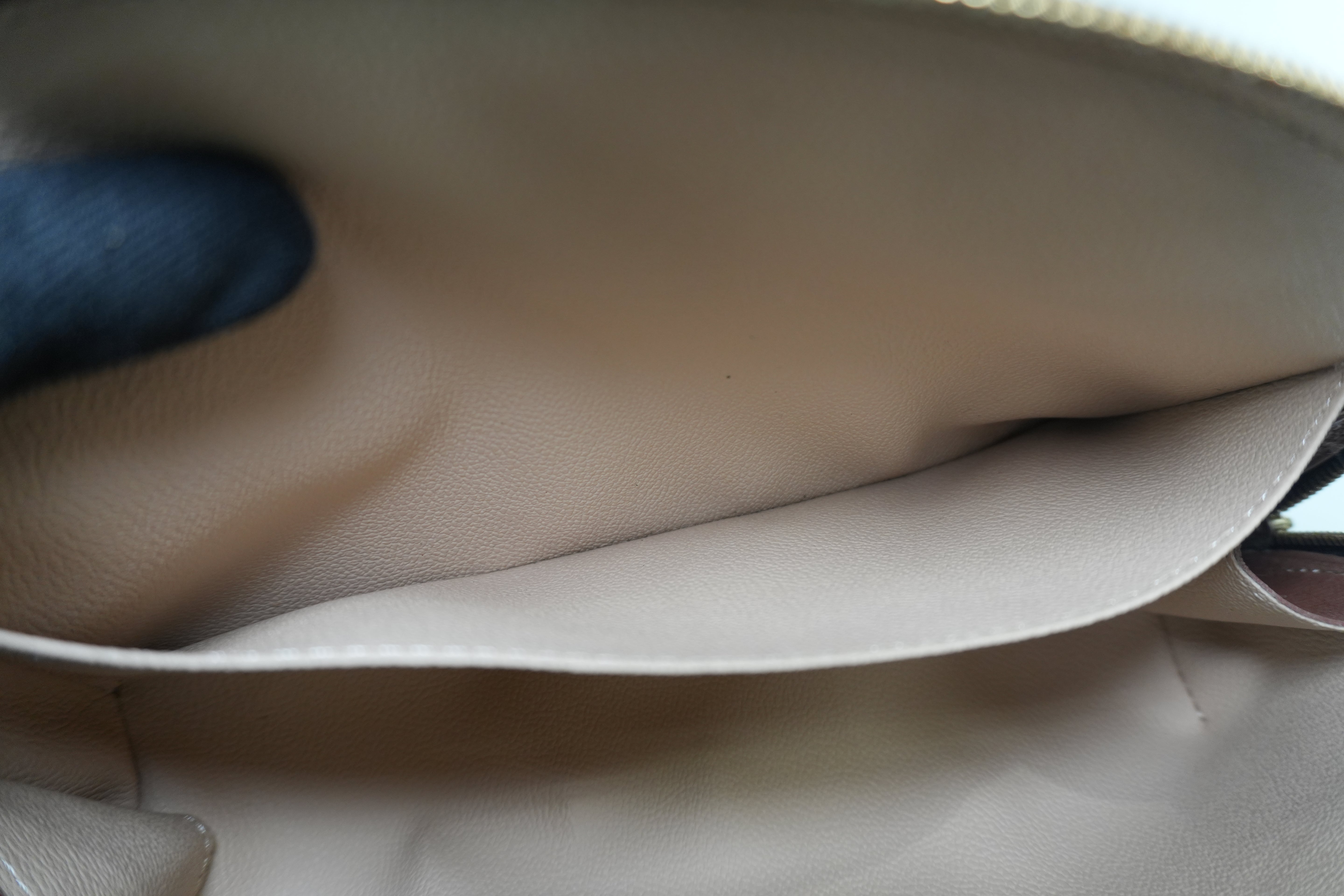 Louis Vuitton Monogram Demi Ronde Pouch Used