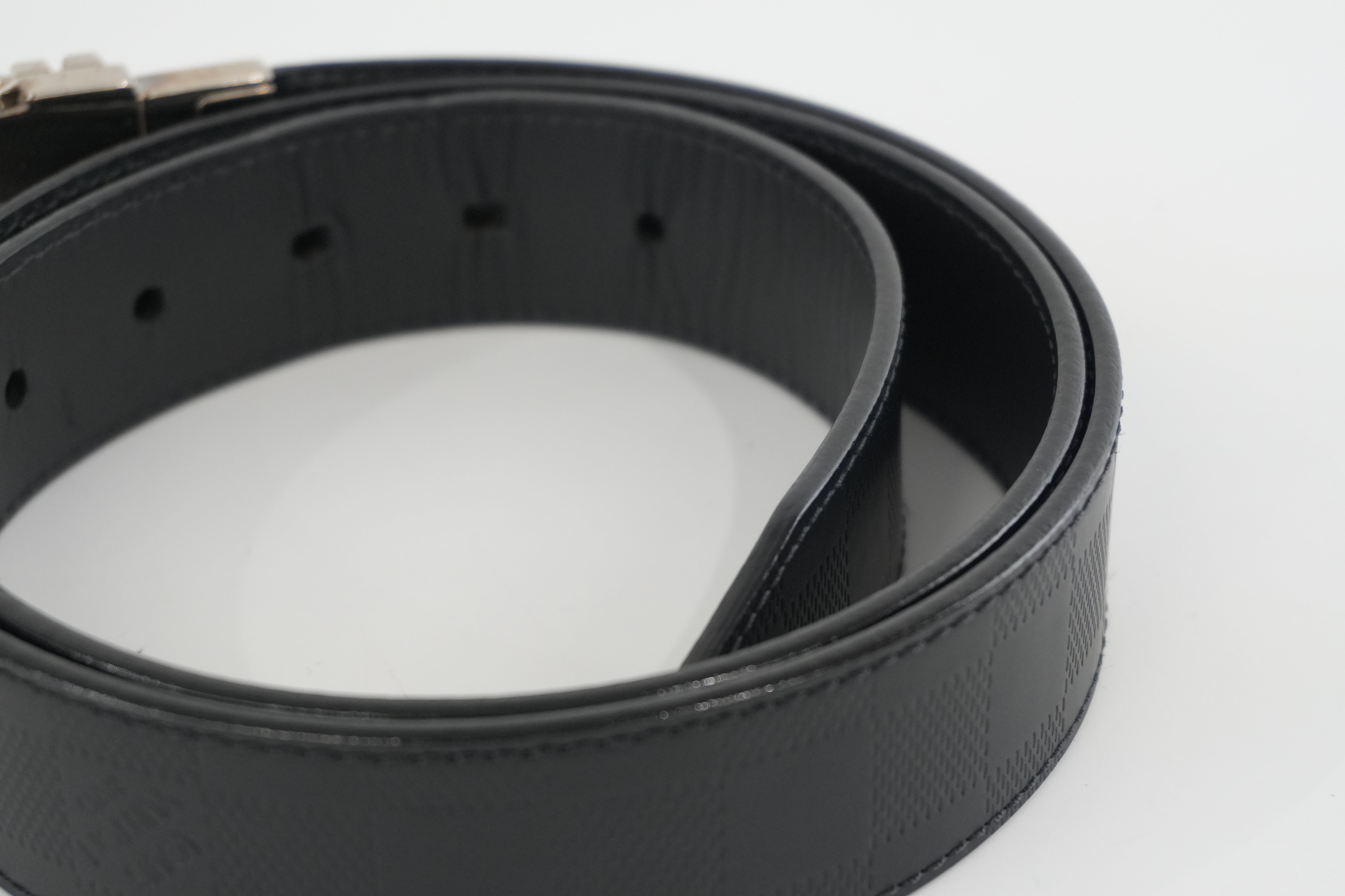 Pre-owned Louis Vuitton Belt Size 95 Black
