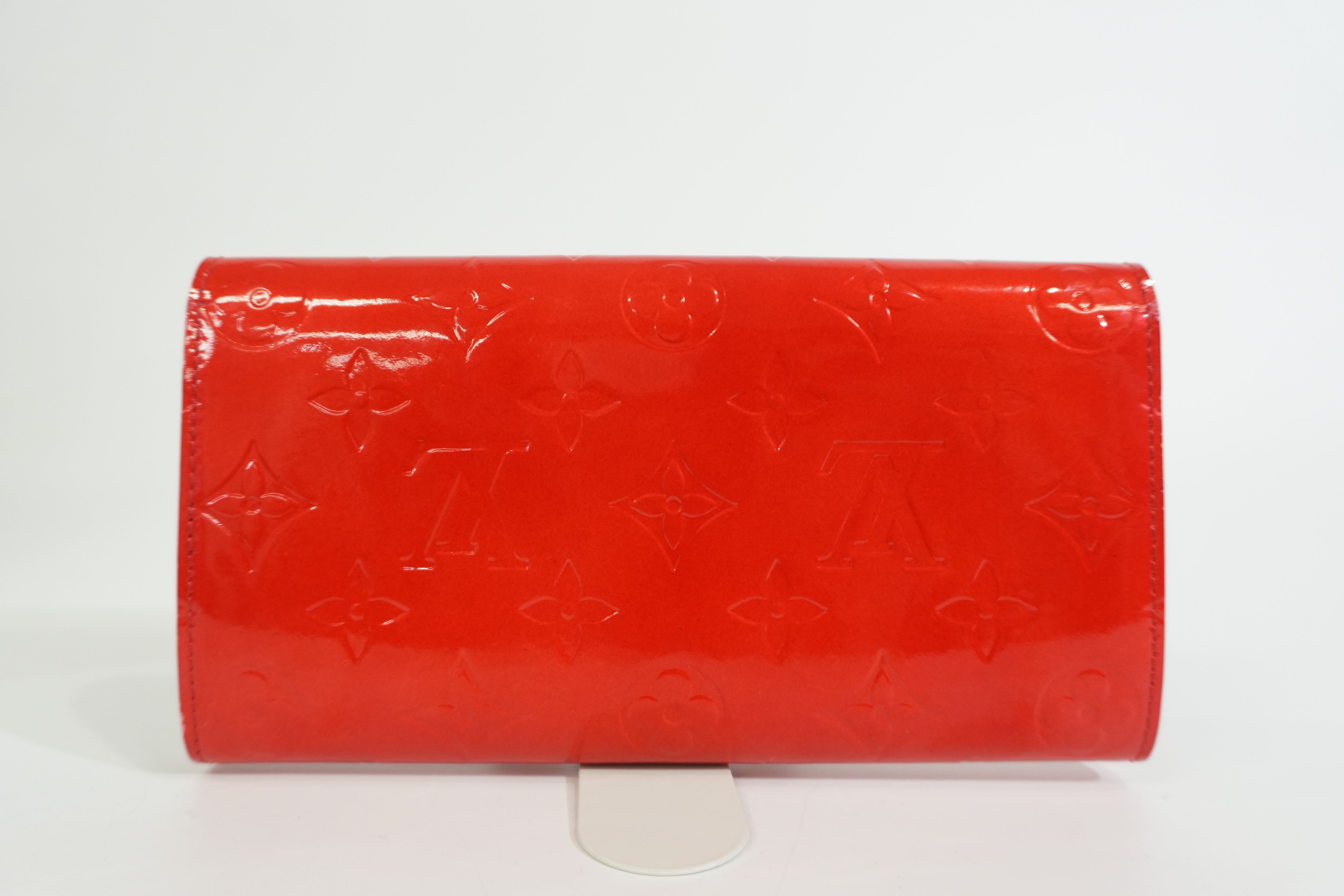 Pre-owned Louis Vuitton Vernis Sarah Wallet Red