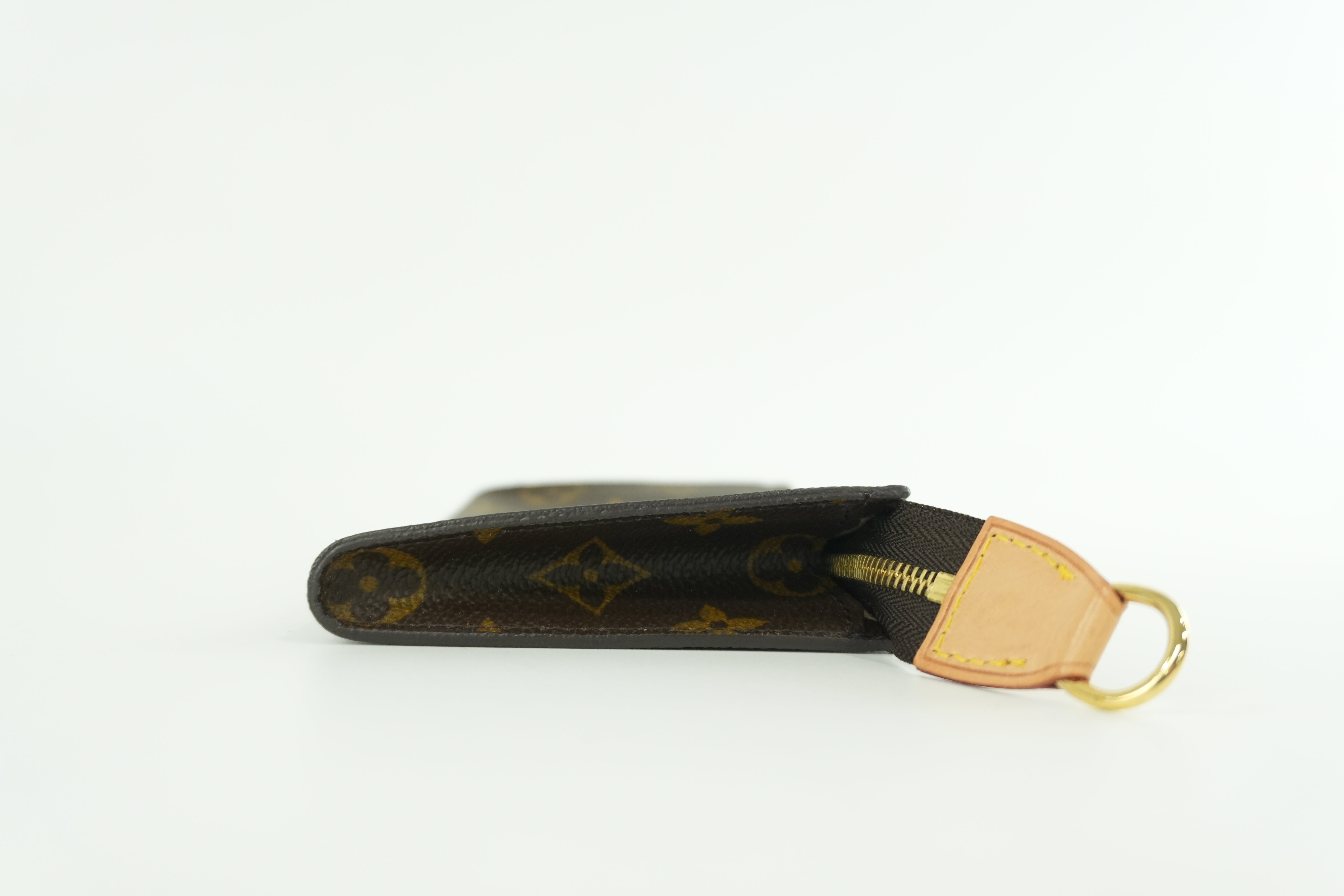 Pre-owned Louis Vuitton Monogram Pouch