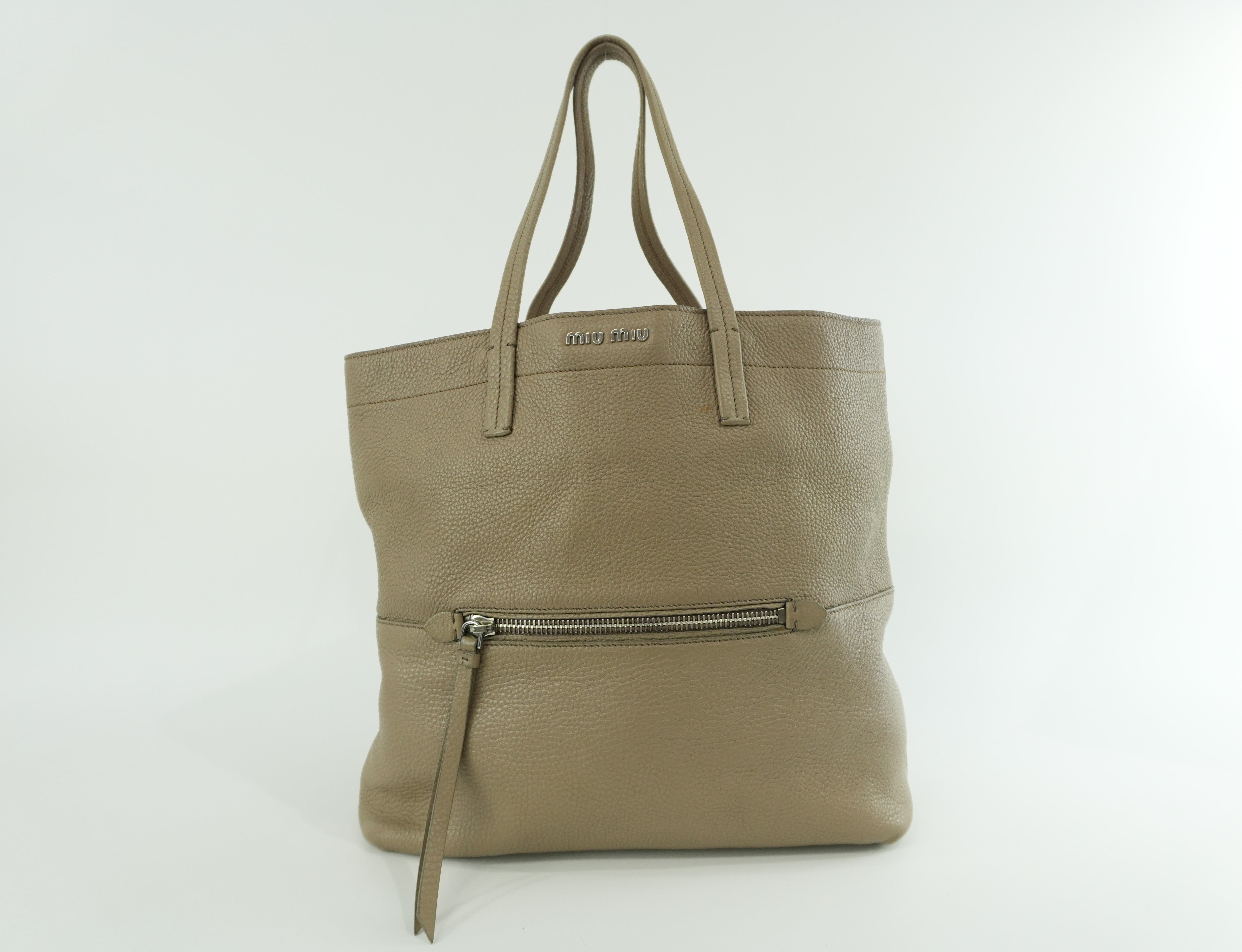 Pre-owned Miumiu Tote Bag Leather Beige