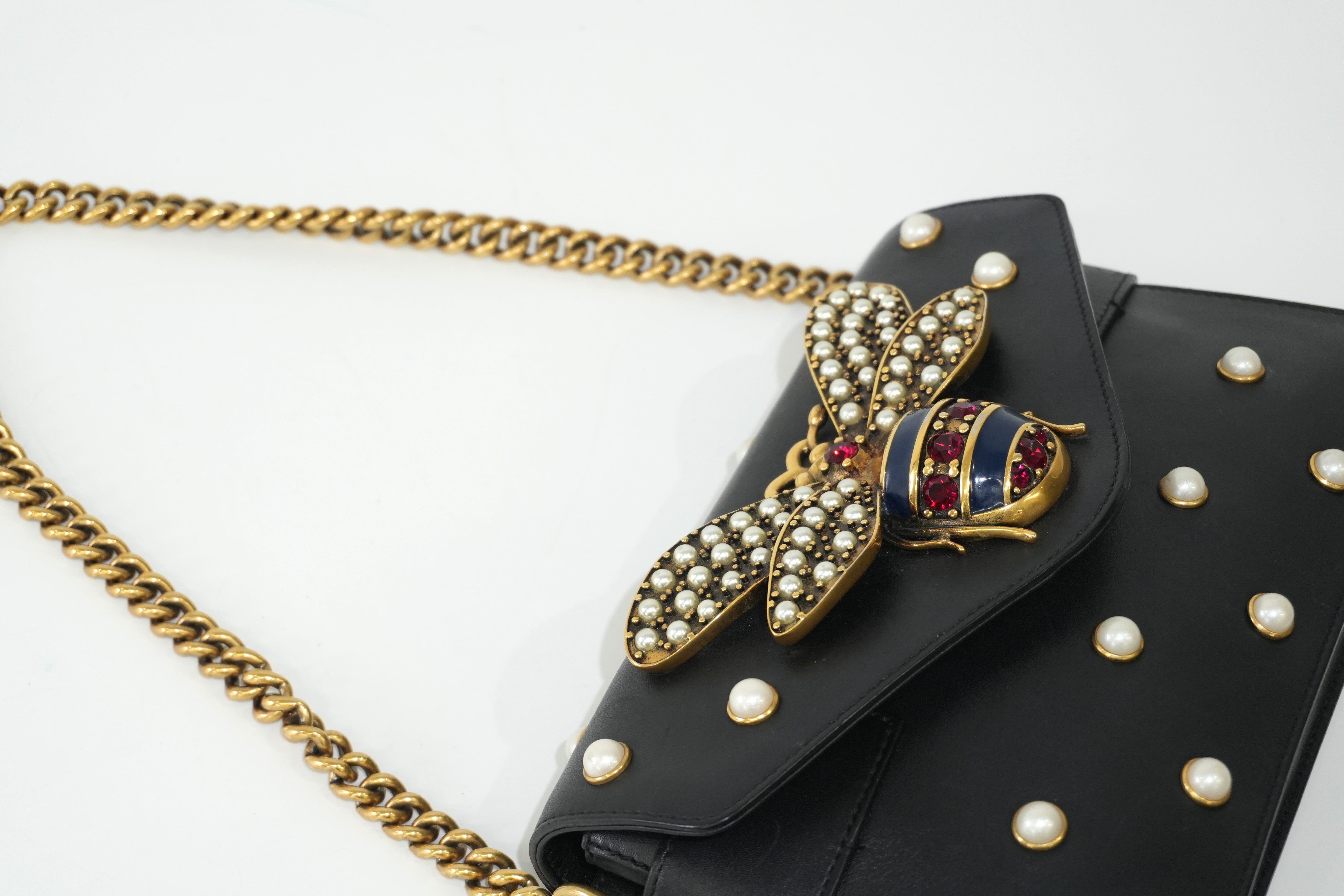 Pre-owned Gucci Leather Big Butterfly Crossbody Bag Black