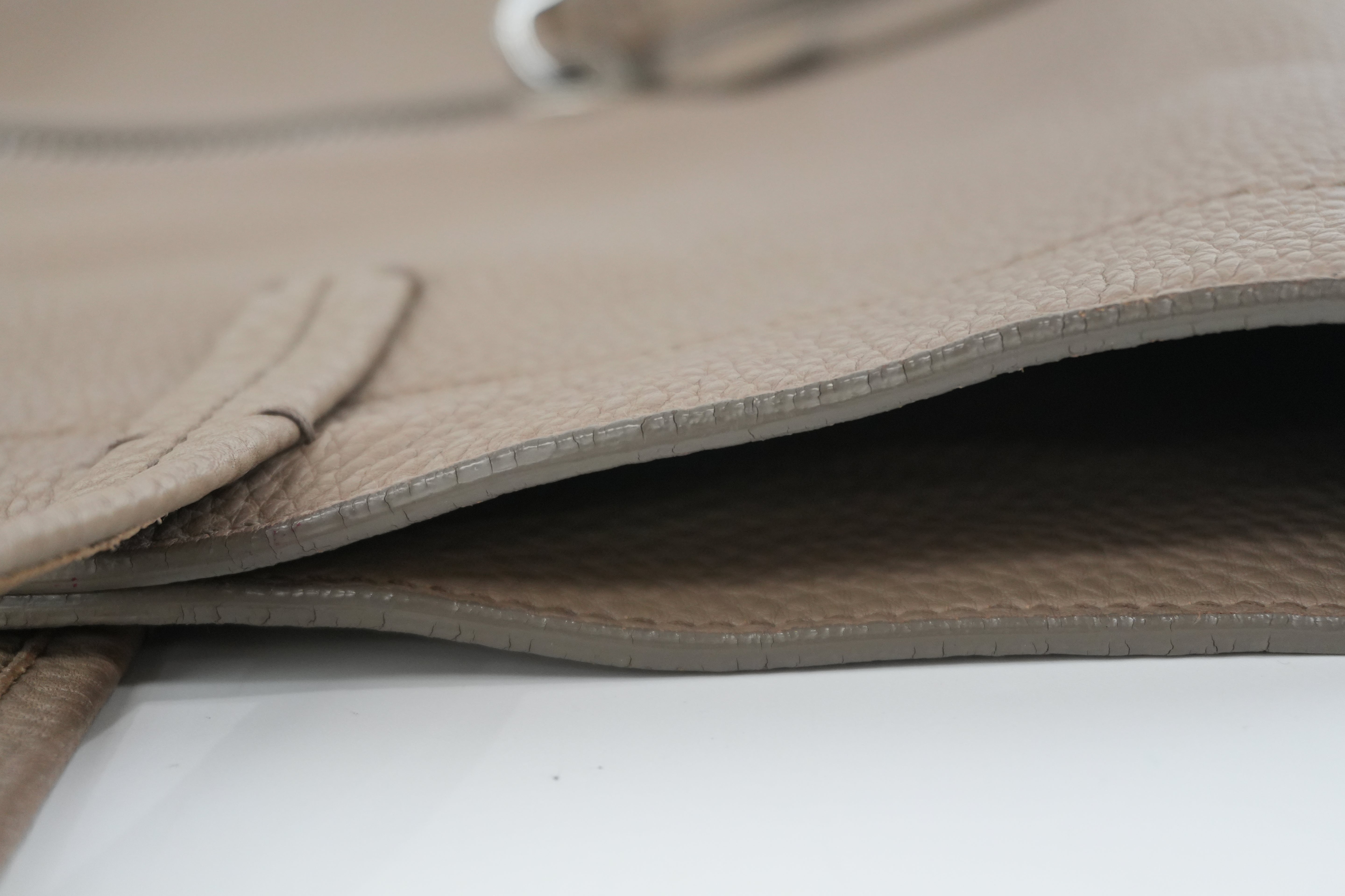 Pre-owned Miumiu Tote Bag Leather Beige