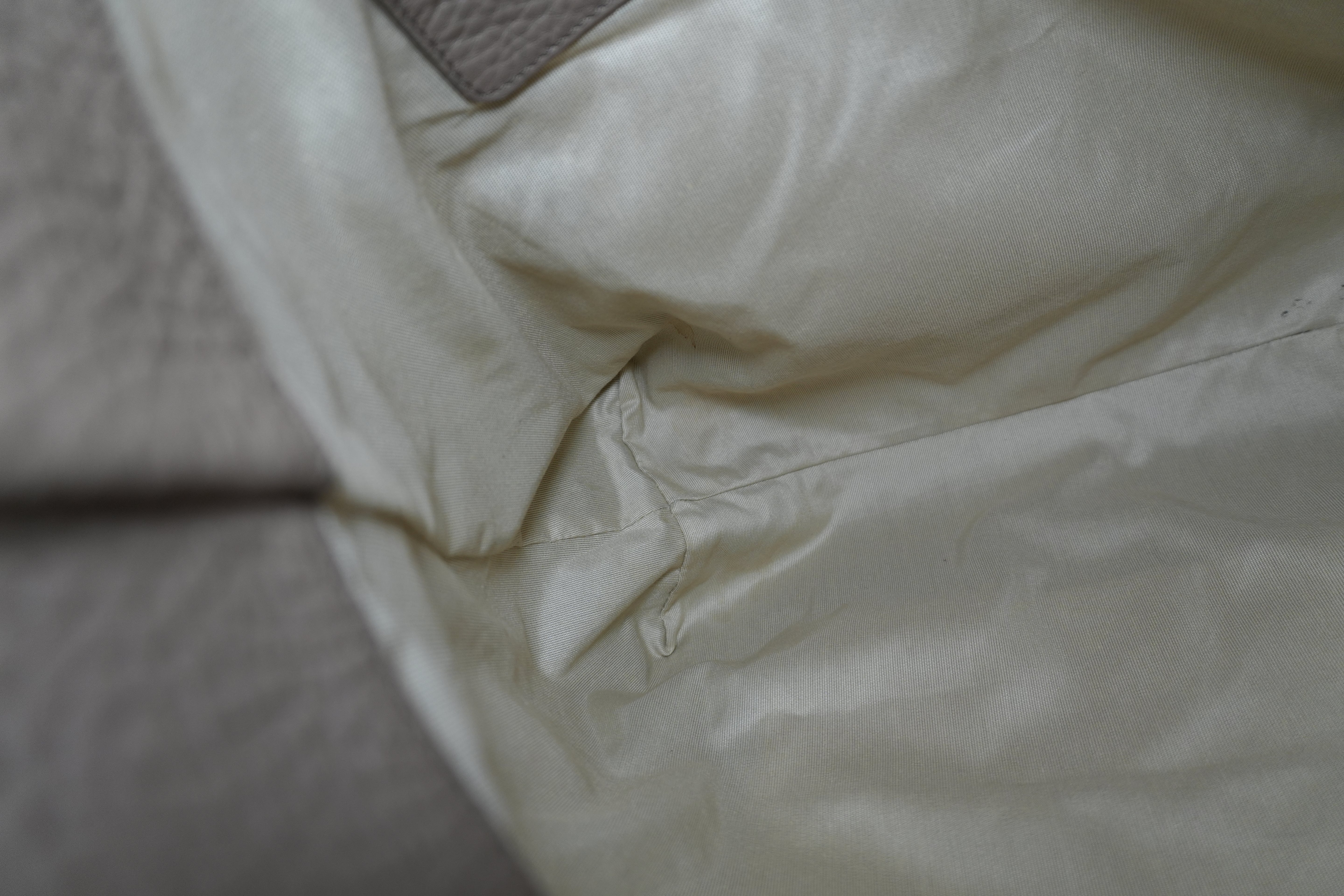 Pre-owned Miumiu Tote Bag Leather Beige