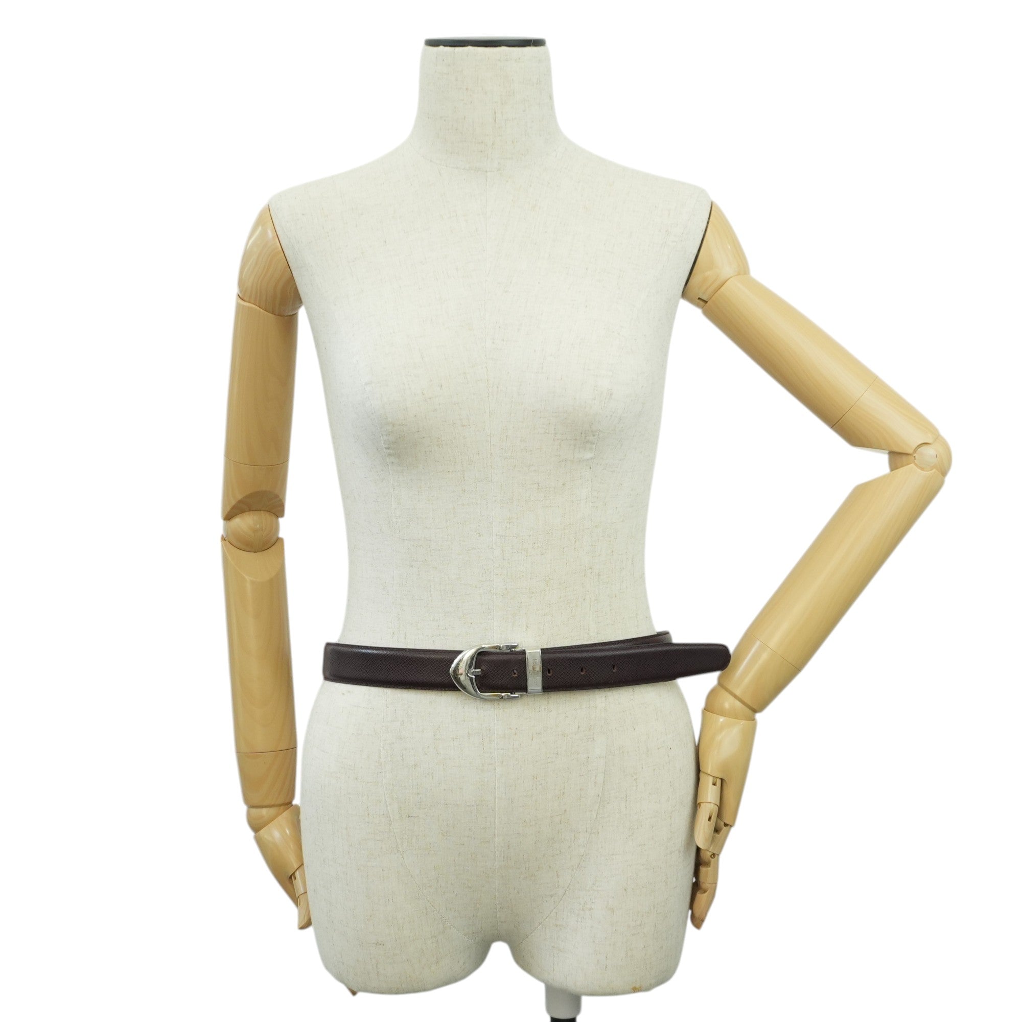 Pre-owned Louis Vuitton Leather Belt Size 110