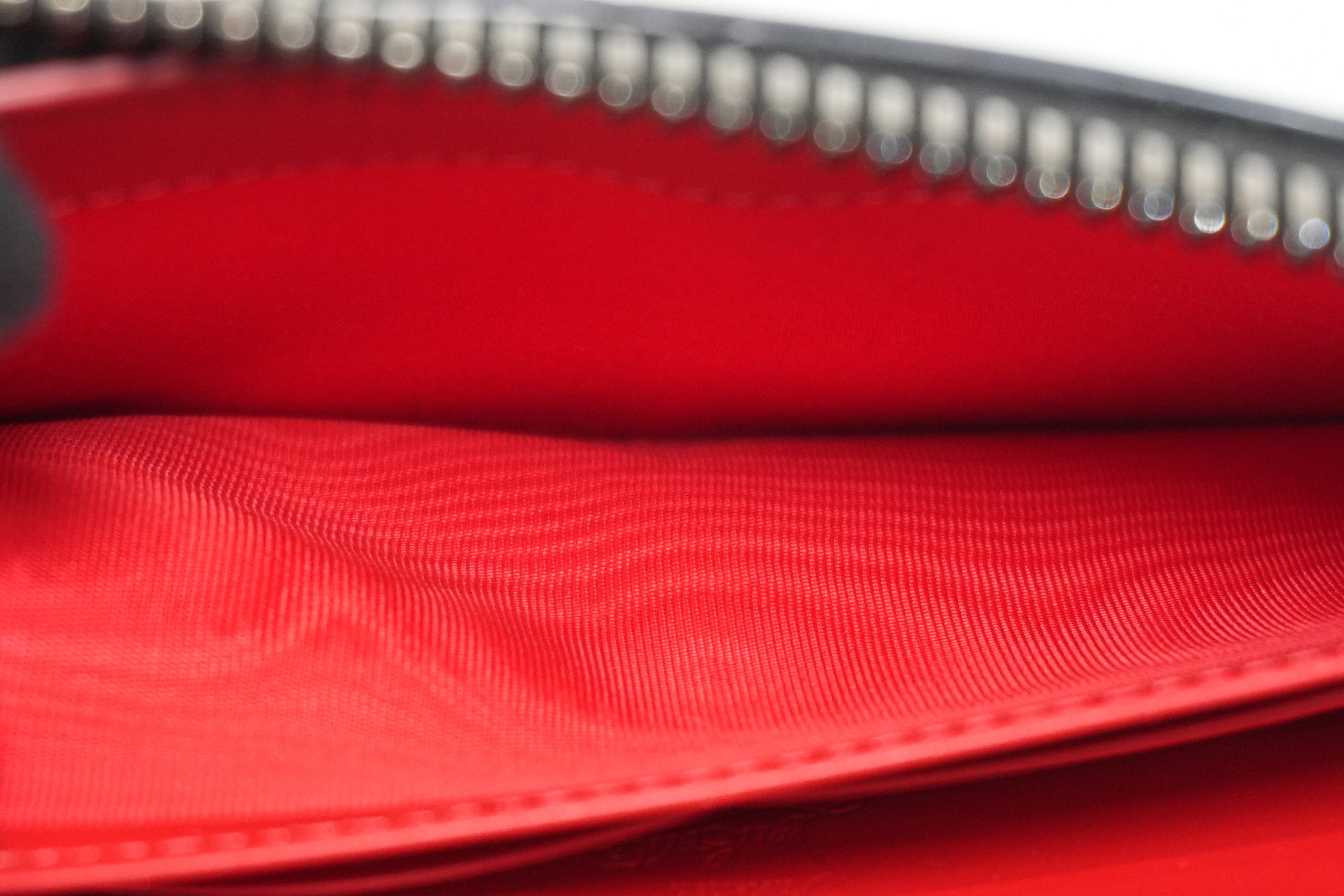 Pre-owned Louboutin Leather Zippy Long Wallet Black