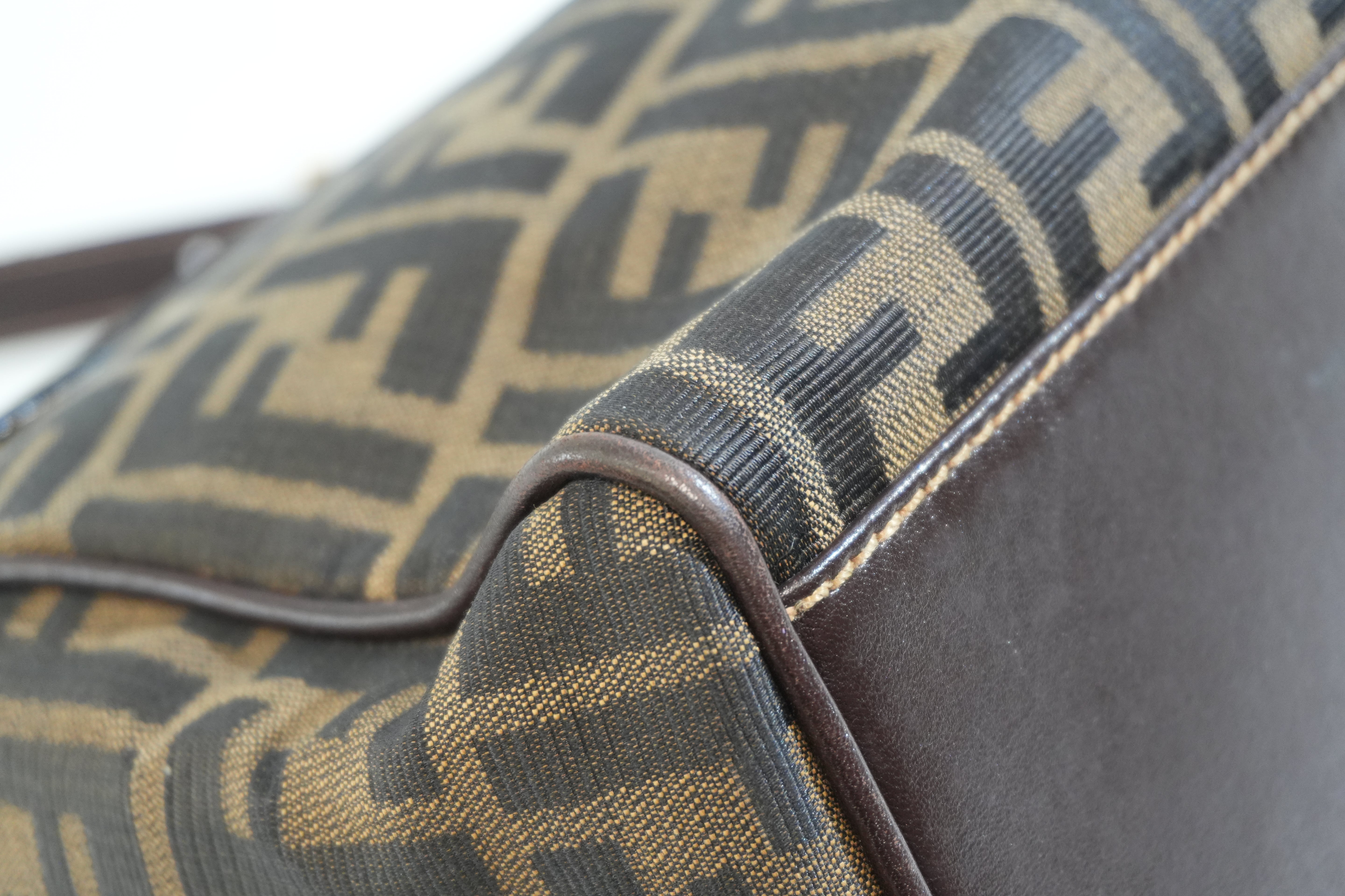 Pre-owned Fendi Zucca Handbag Brown