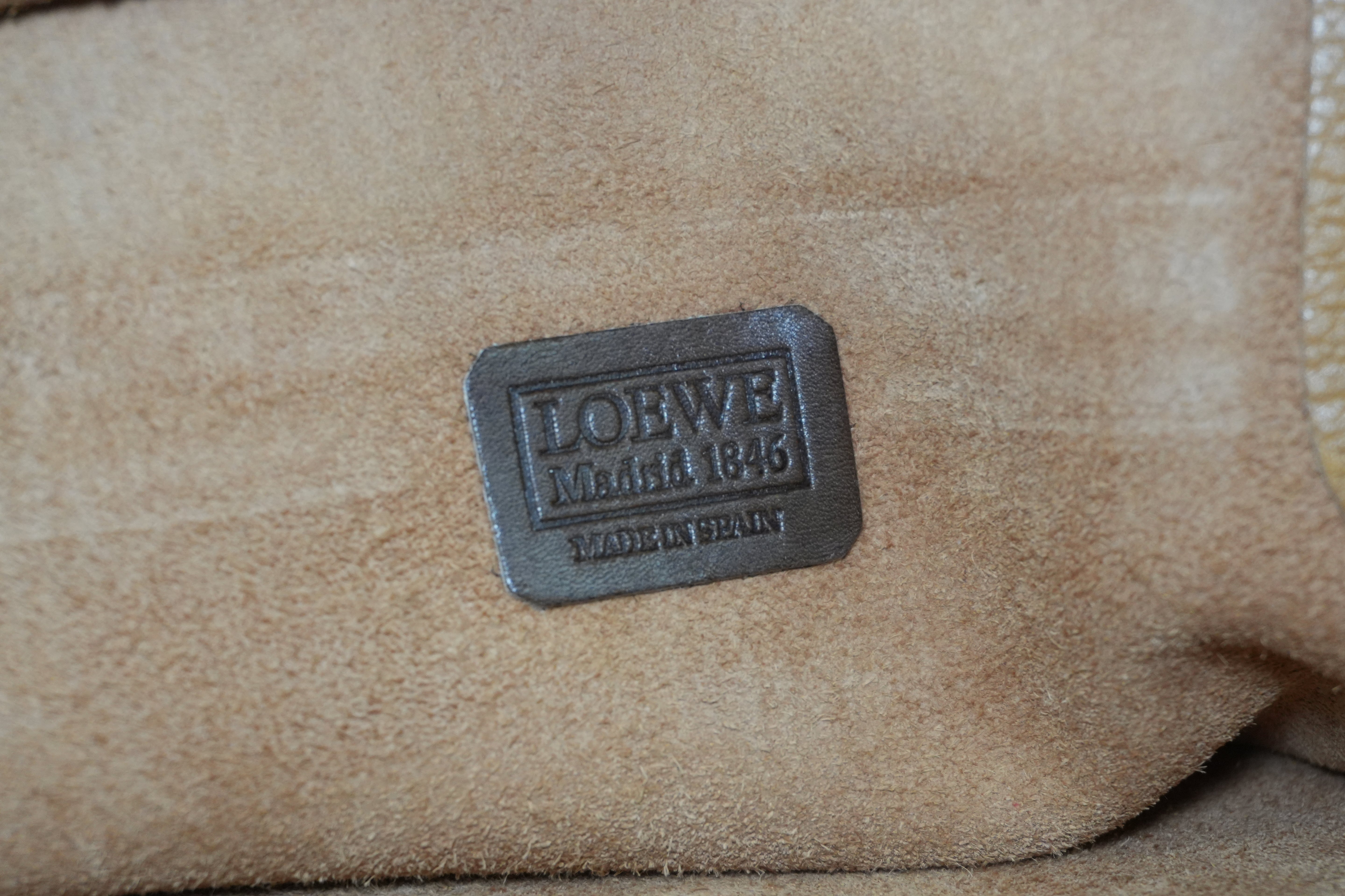 Pre-owned Loewe Amazona 50 Anagram Boston Travel Bag Beige