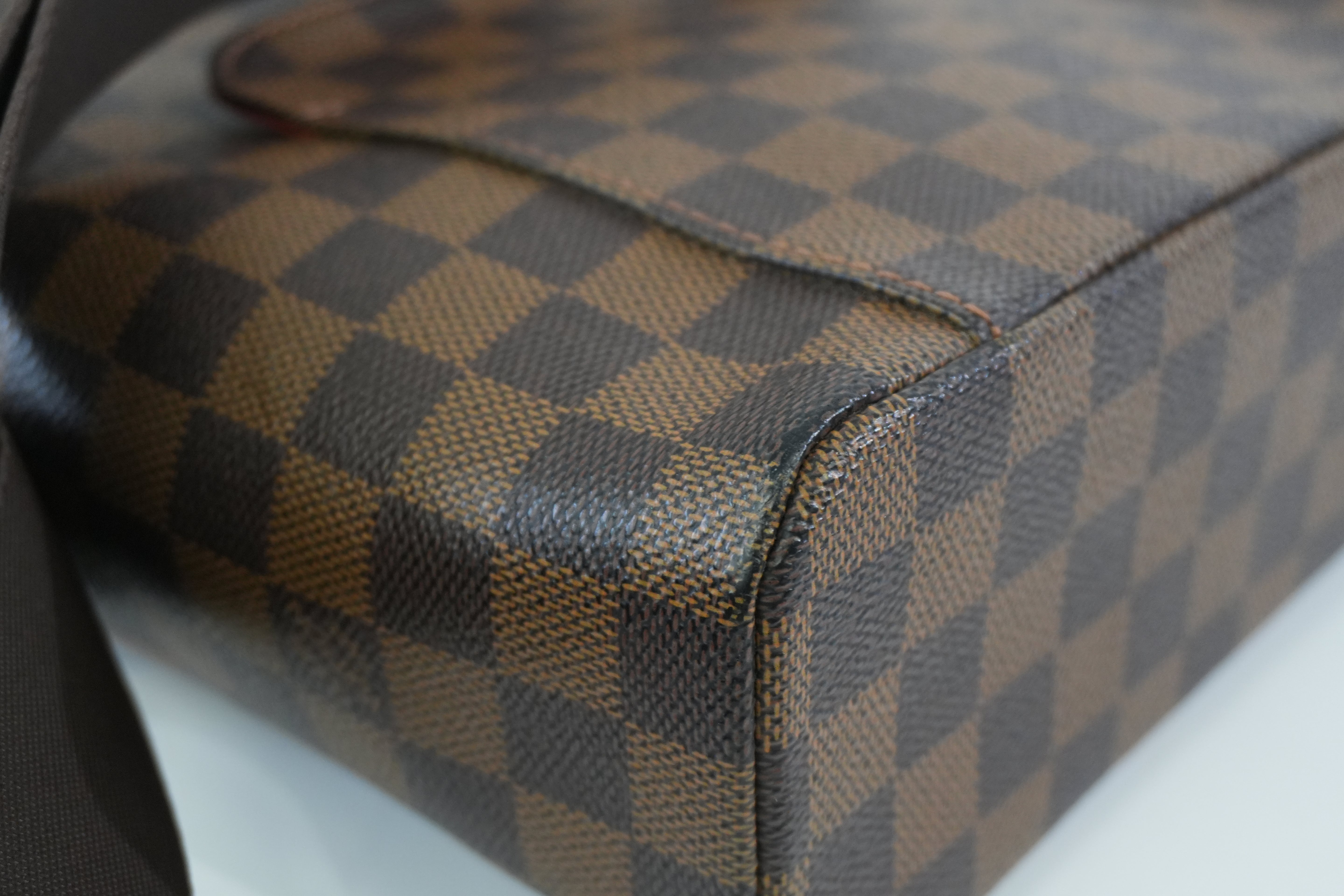 Pre-owned Louis Vuitton Damier Ebene Olav PM Crossbody Bag