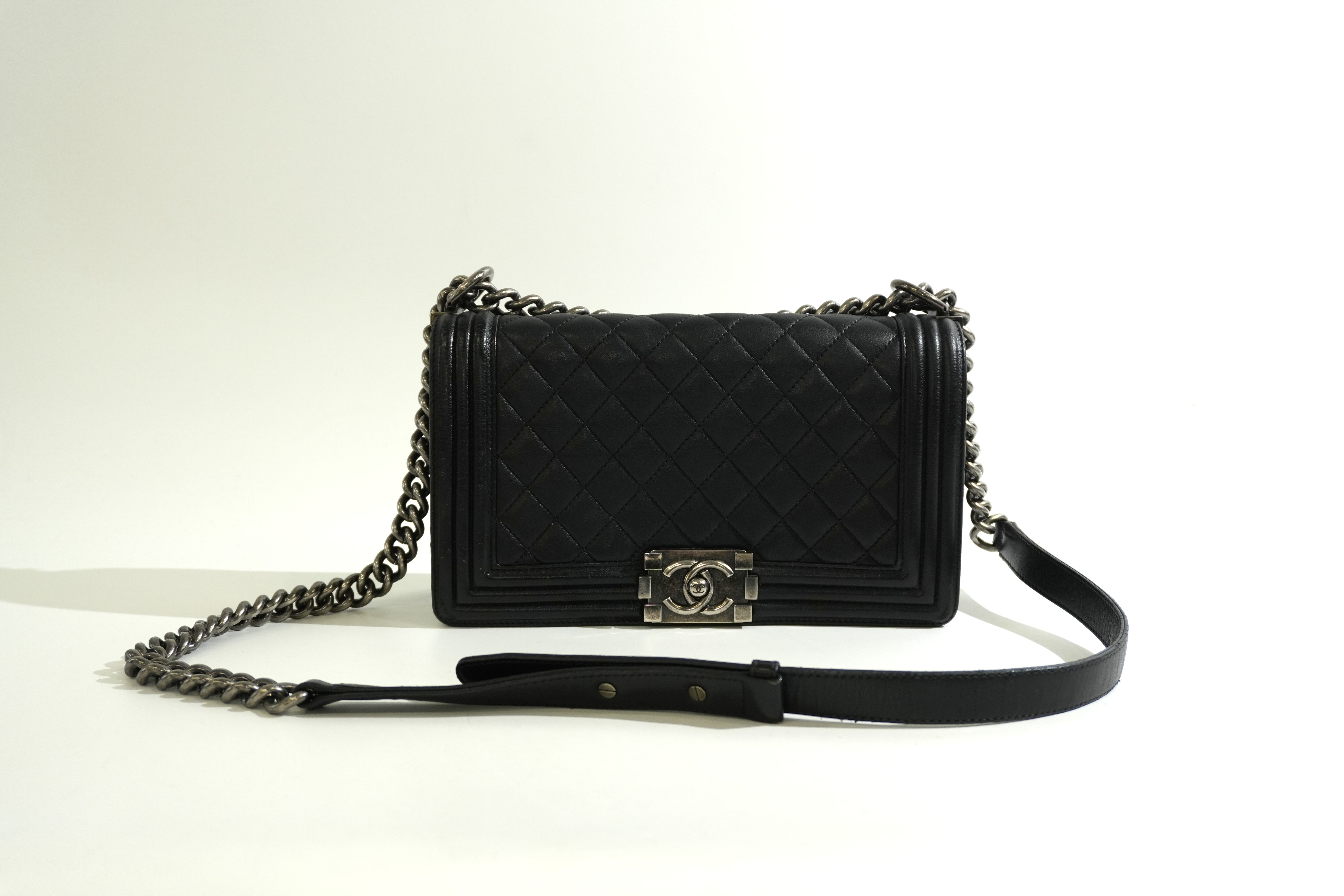 Pre-owned Chanel Boy Flap Bag Quilted Lambskin Leather Black