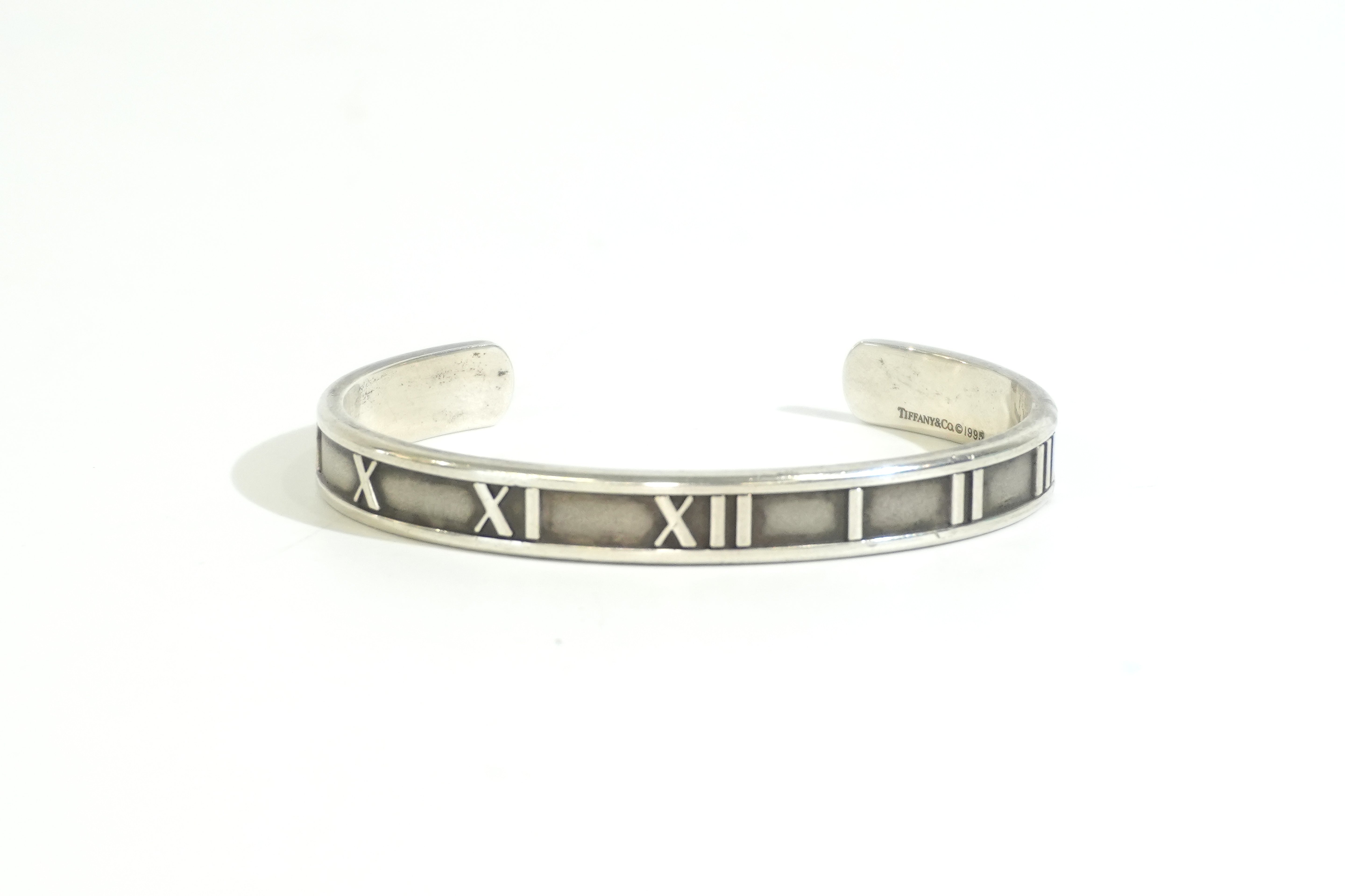 Pre-owned Tiffany & Co. Silver Roman Numerals Bangle
