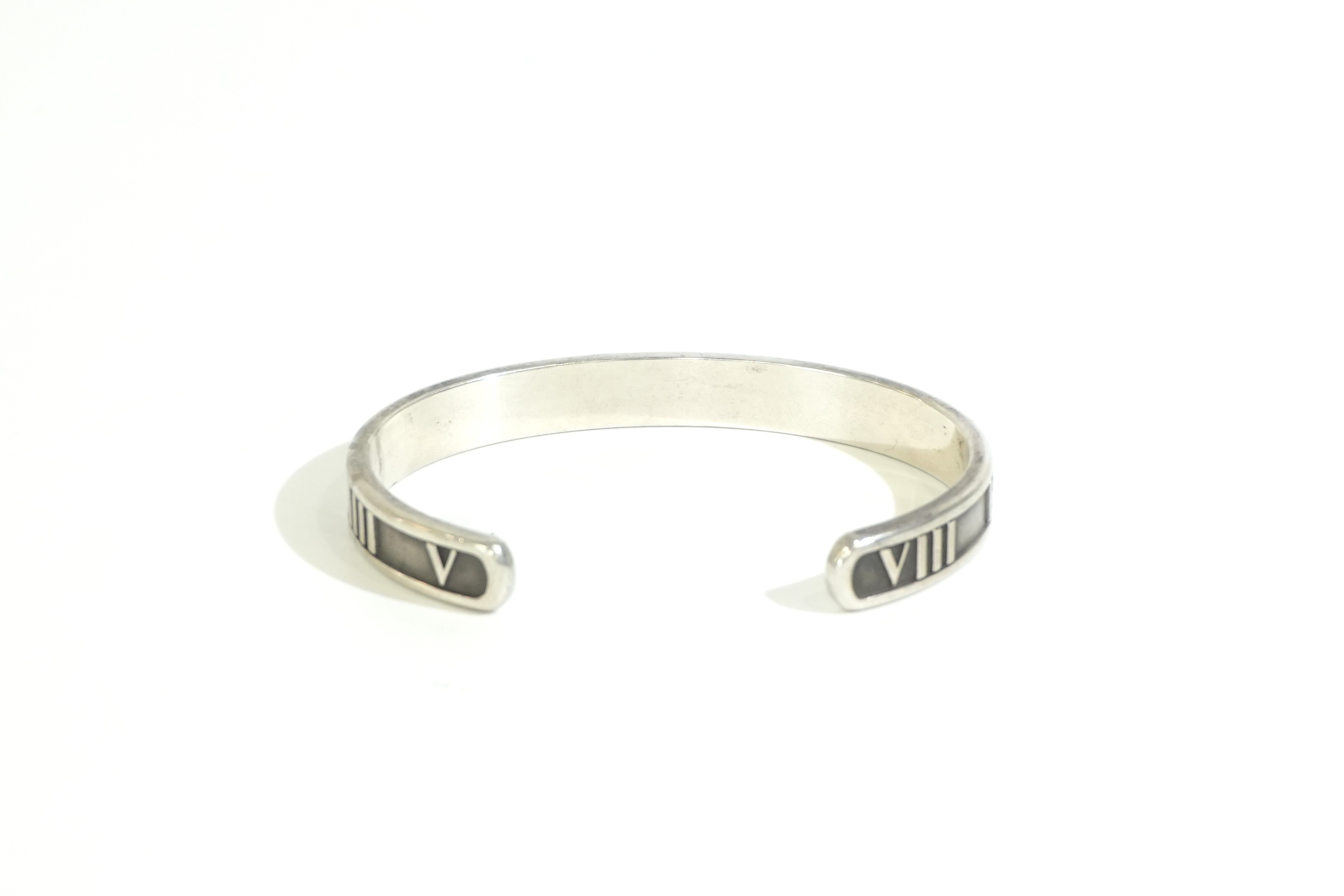 Pre-owned Tiffany & Co. Silver Roman Numerals Bangle
