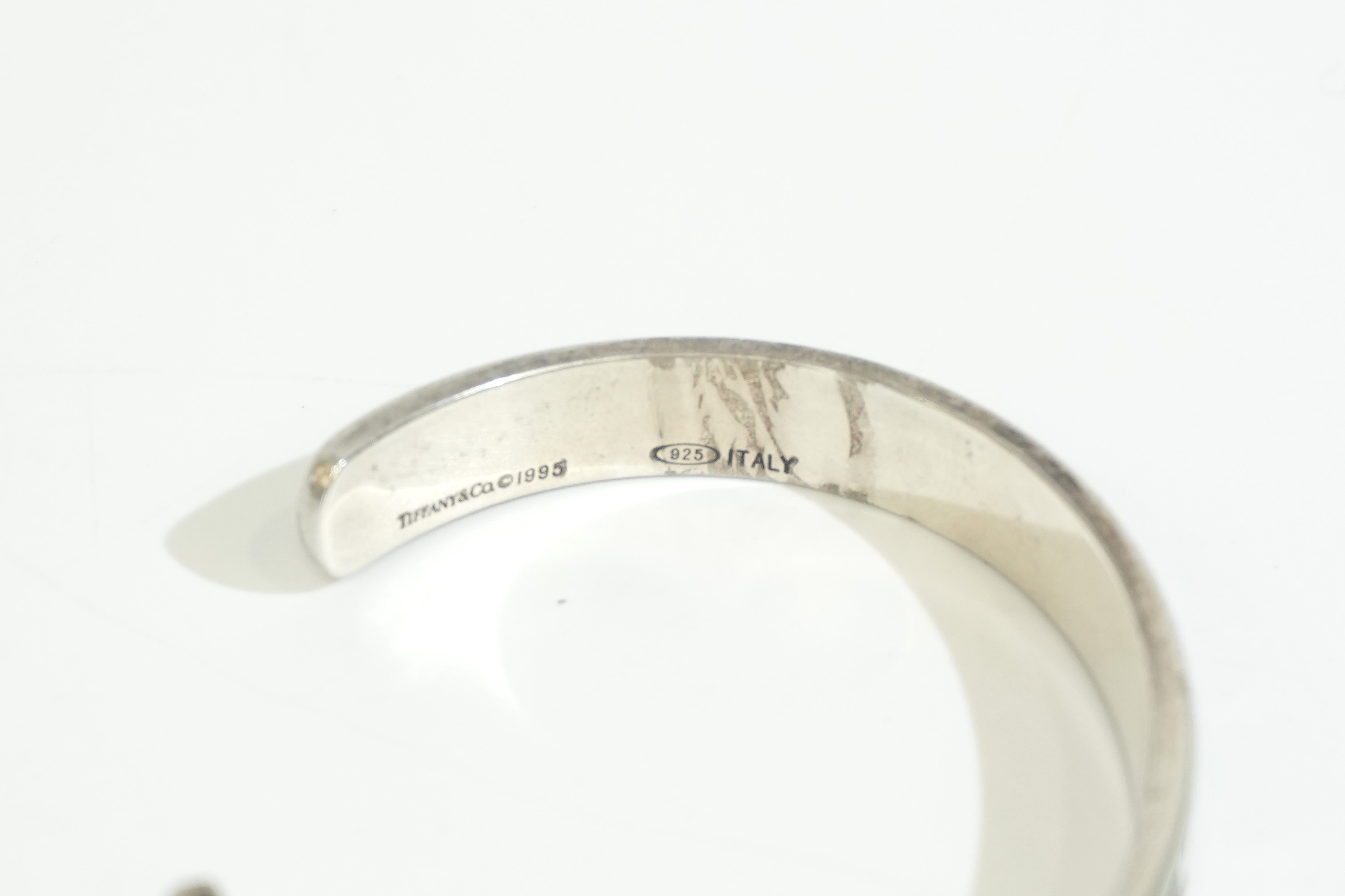 Pre-owned Tiffany & Co. Silver Roman Numerals Bangle