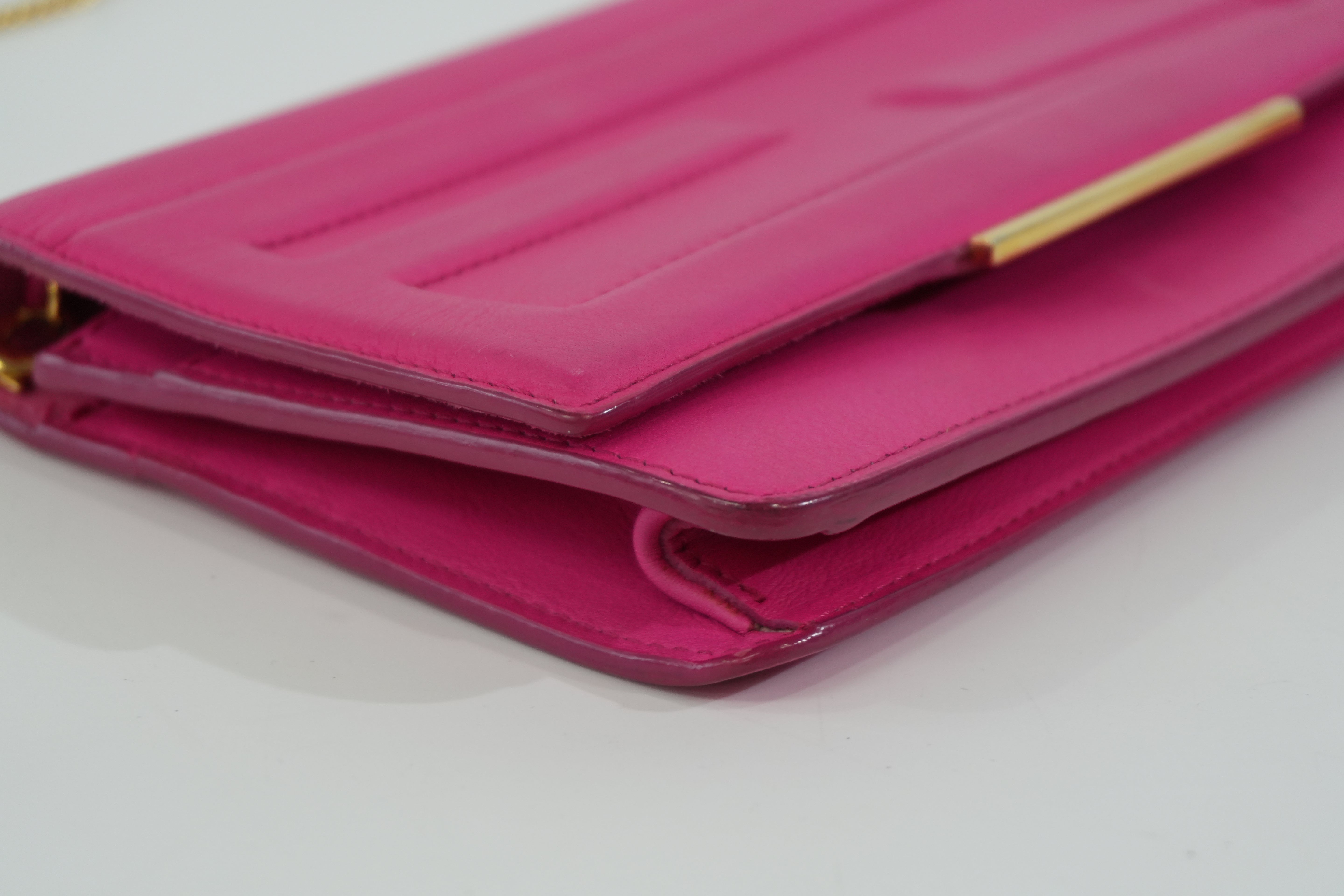 Pre-owned Fendi Wallet on Chain Pink