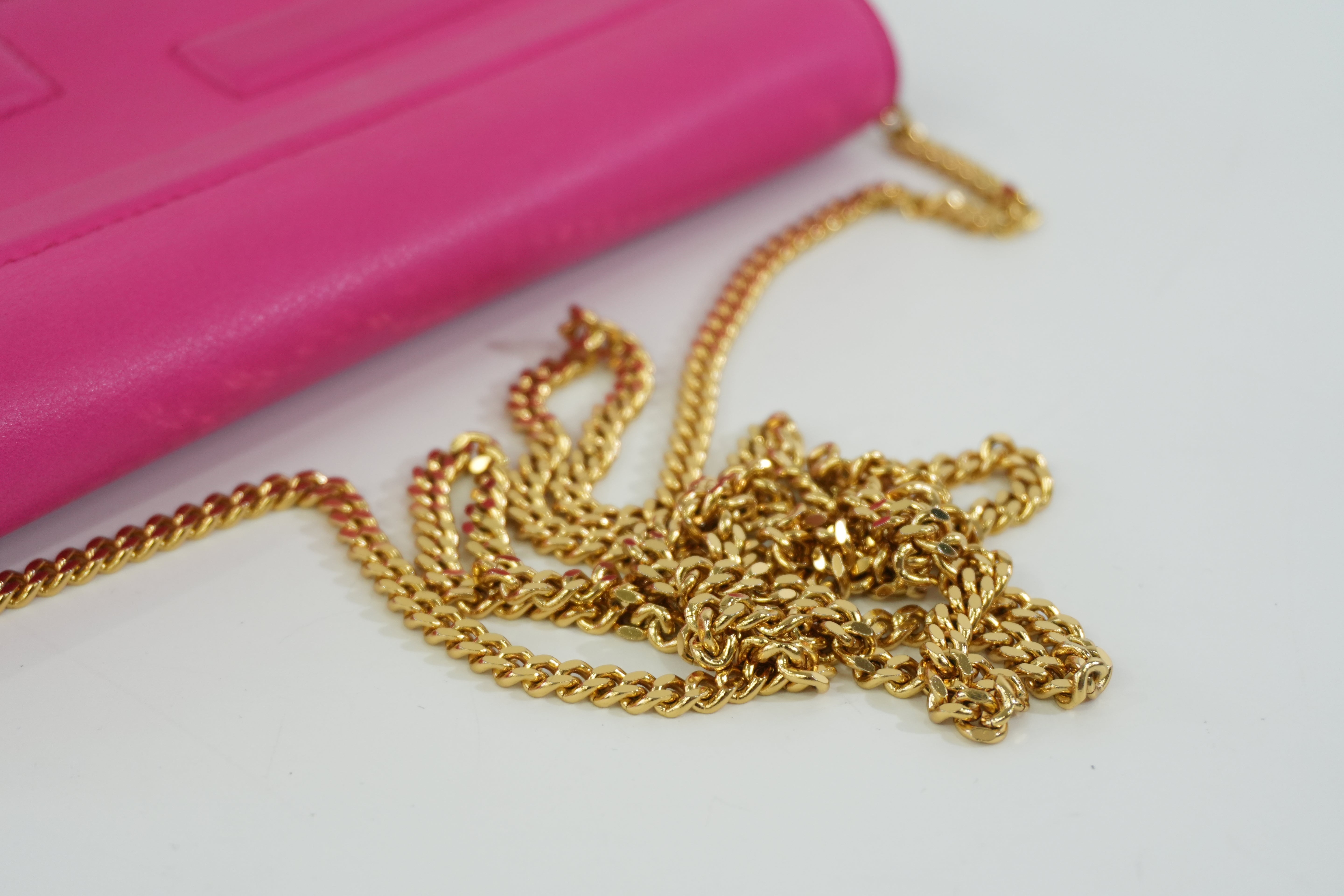 Pre-owned Fendi Wallet on Chain Pink