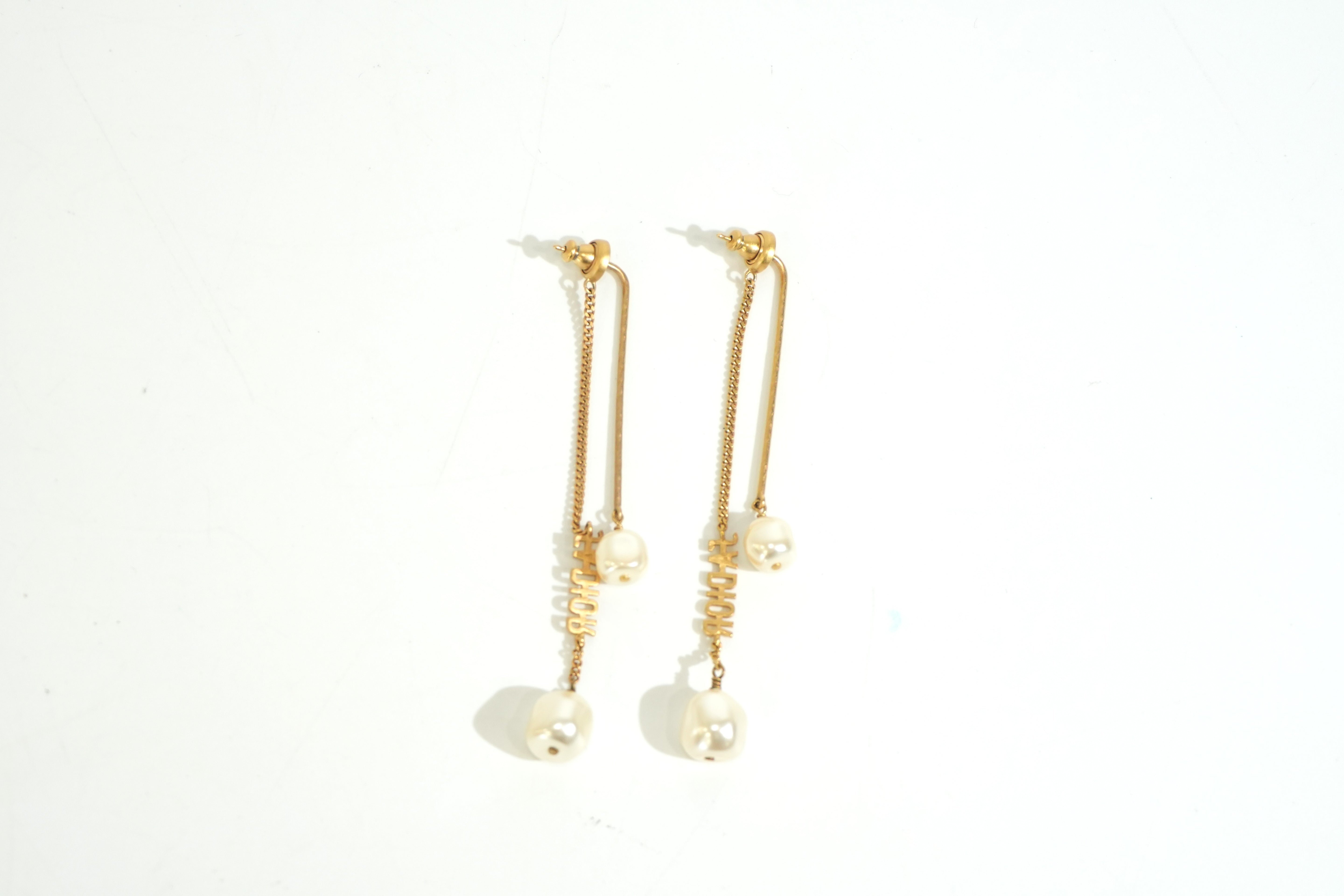 Pre-owned Dior Stainlesss Steel Immitation Pear Dangling Earrings