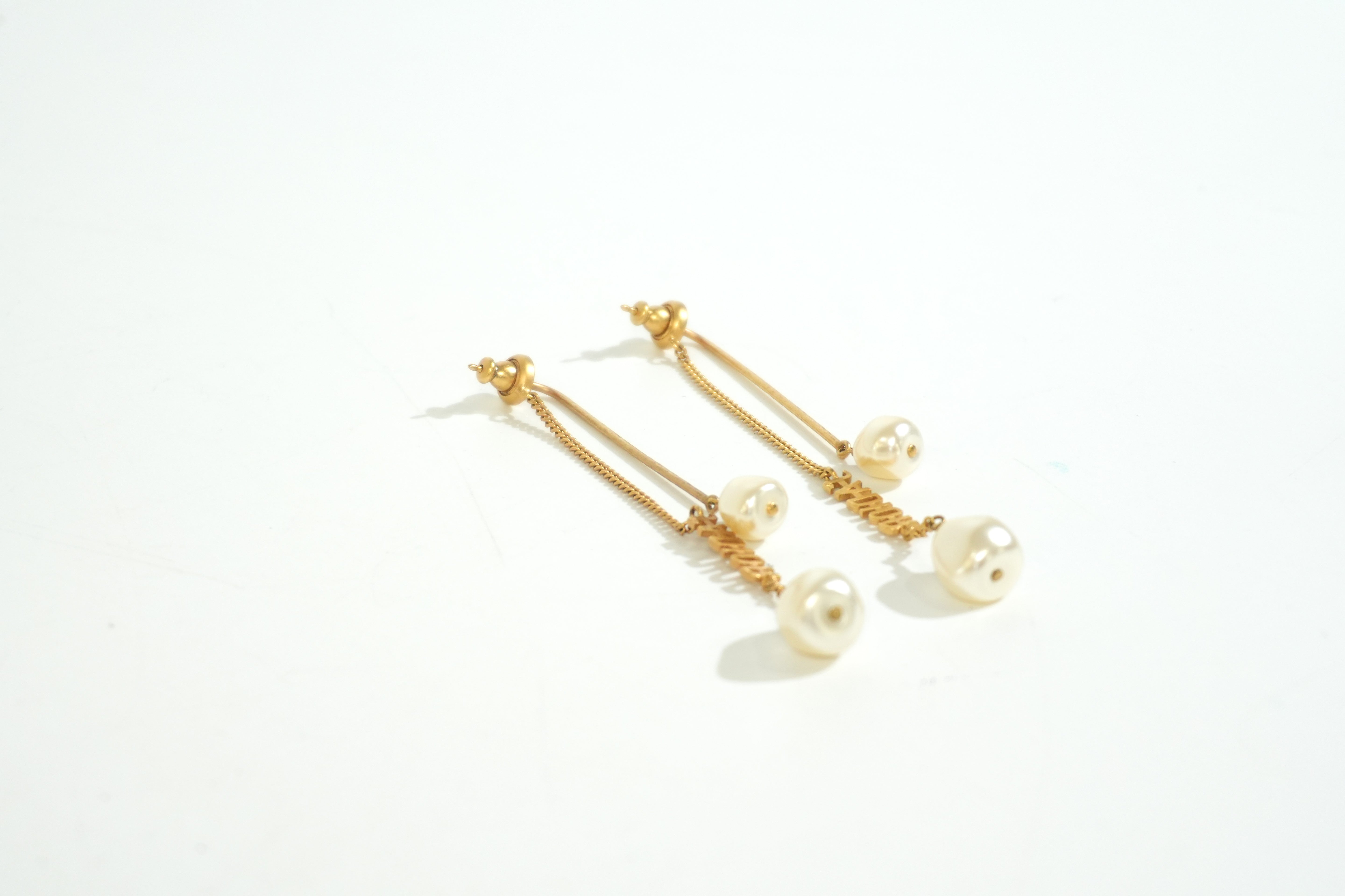 Pre-owned Dior Stainlesss Steel Immitation Pear Dangling Earrings