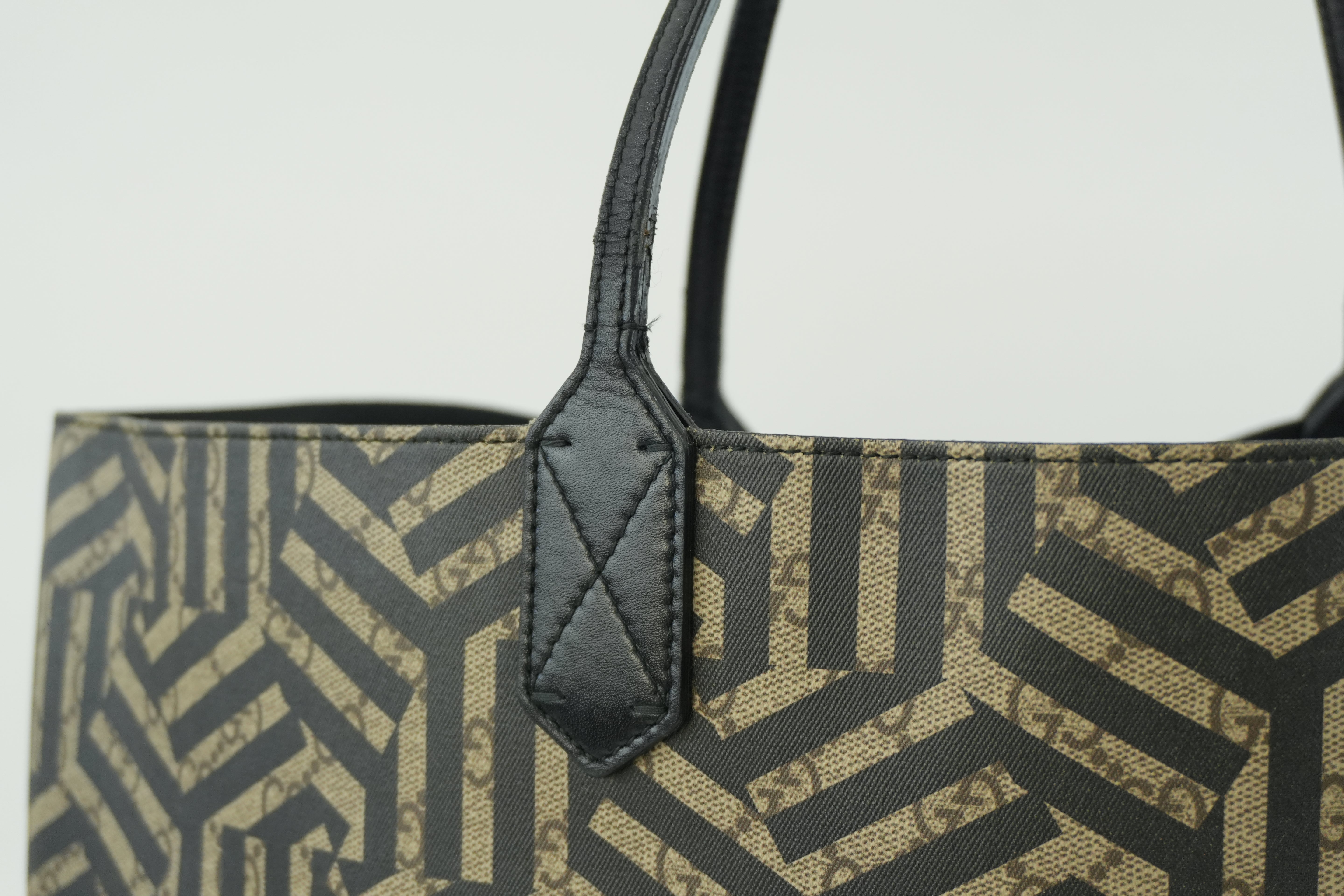 Gucci Kaleido Tote Bag Used