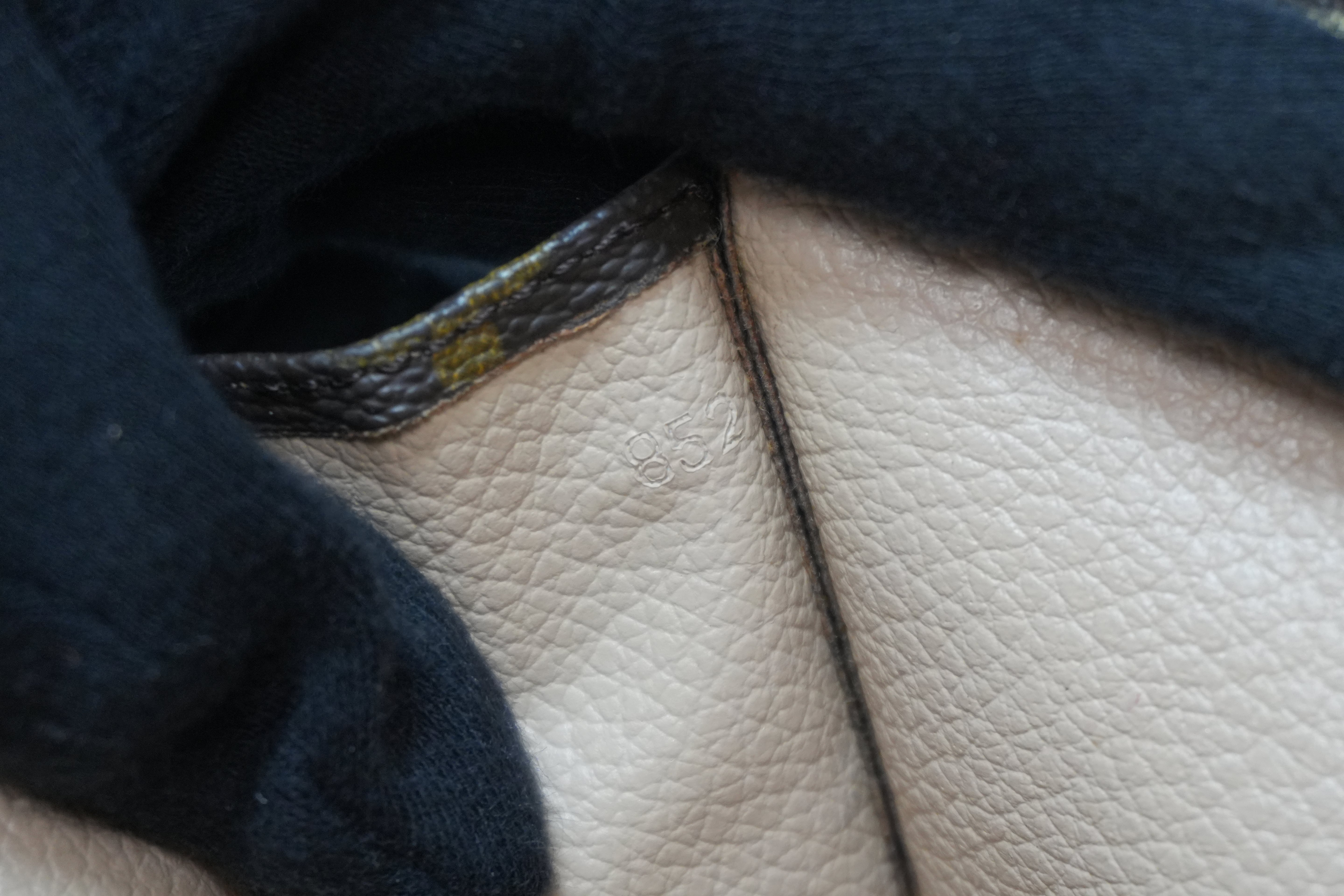 Louis Vuitton Monogram Toiletry 26 Pouch Used