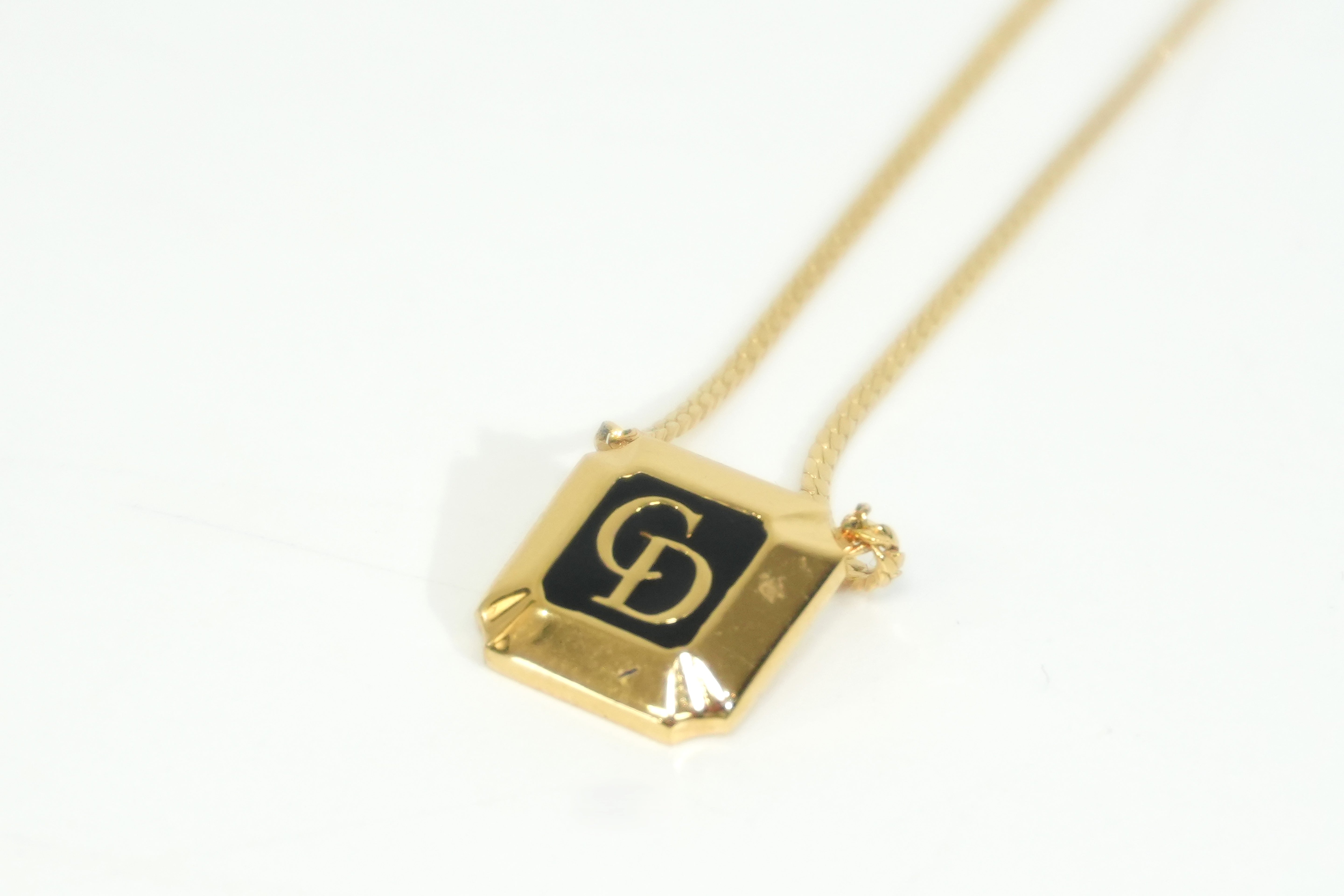 Pre-owned Dior CD Logo Necklace Gold tone