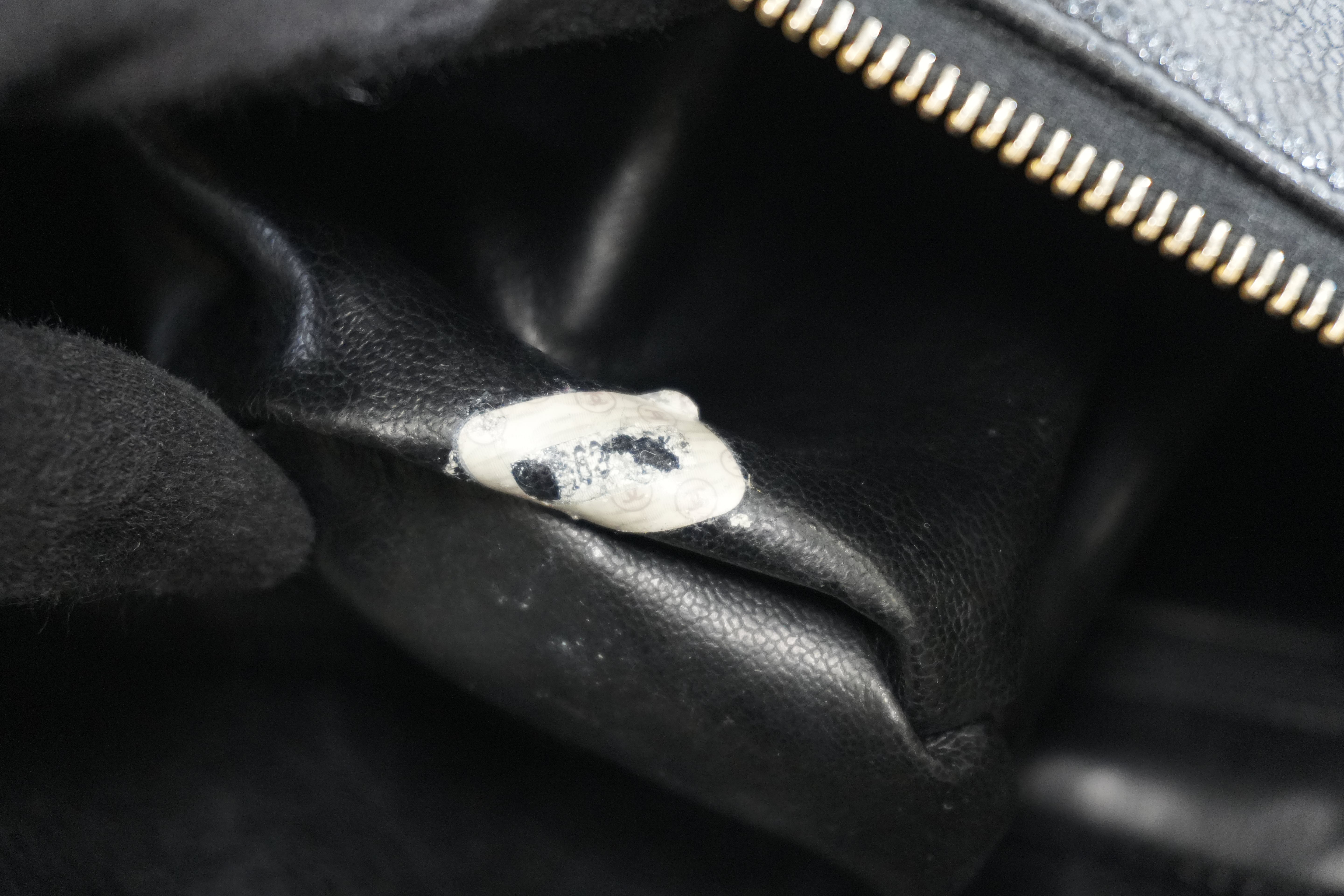 Pre-owned Chanel Caviar Skin Chain Tote Bag Black