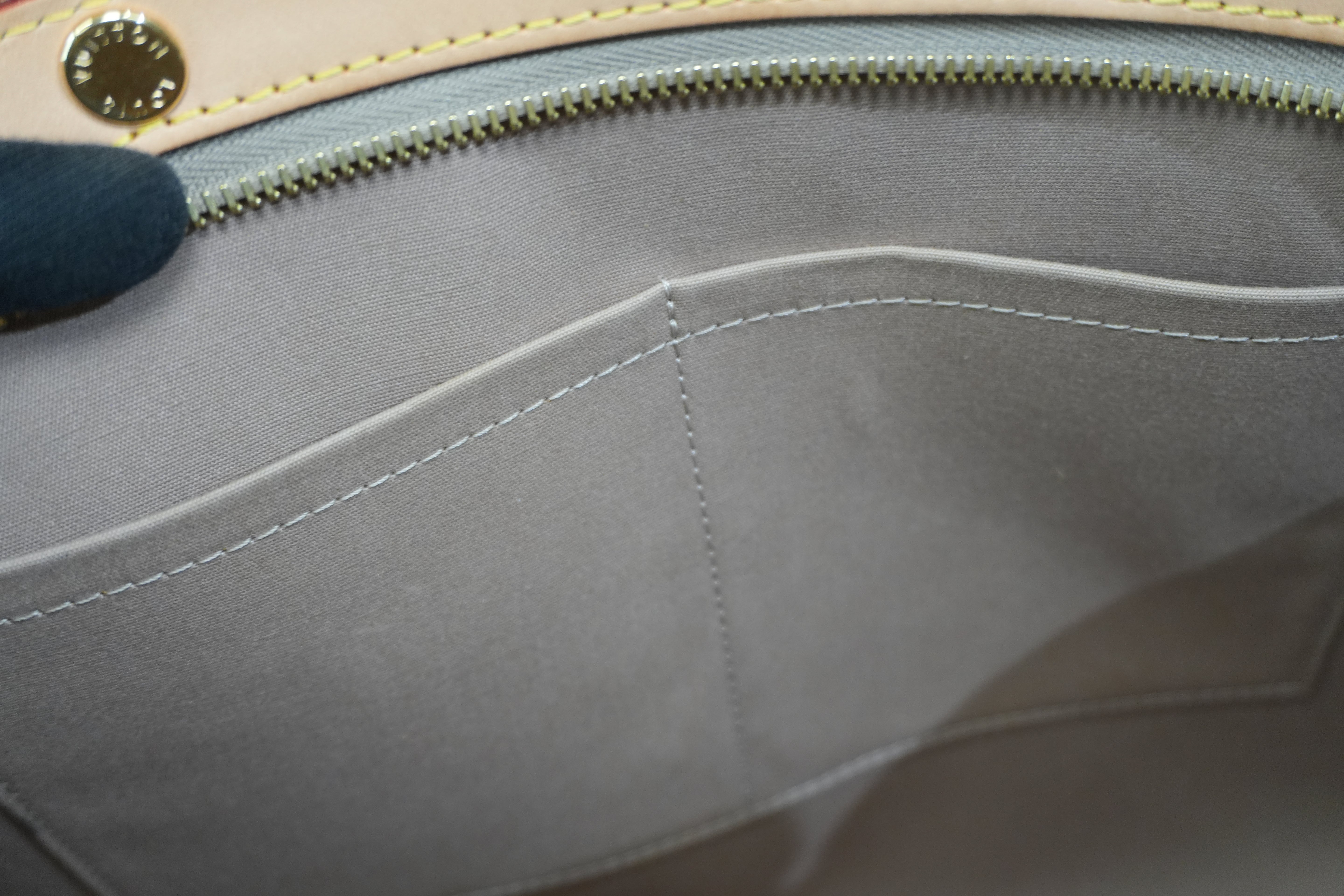 Pre-owned Louis Vuitton Vernis Brea MM Tote Bag Citrin