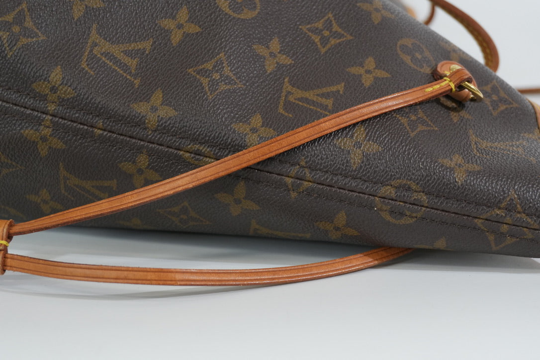 Pre-owned Louis Vuitton Monogram Neverfull MM Tote Bag