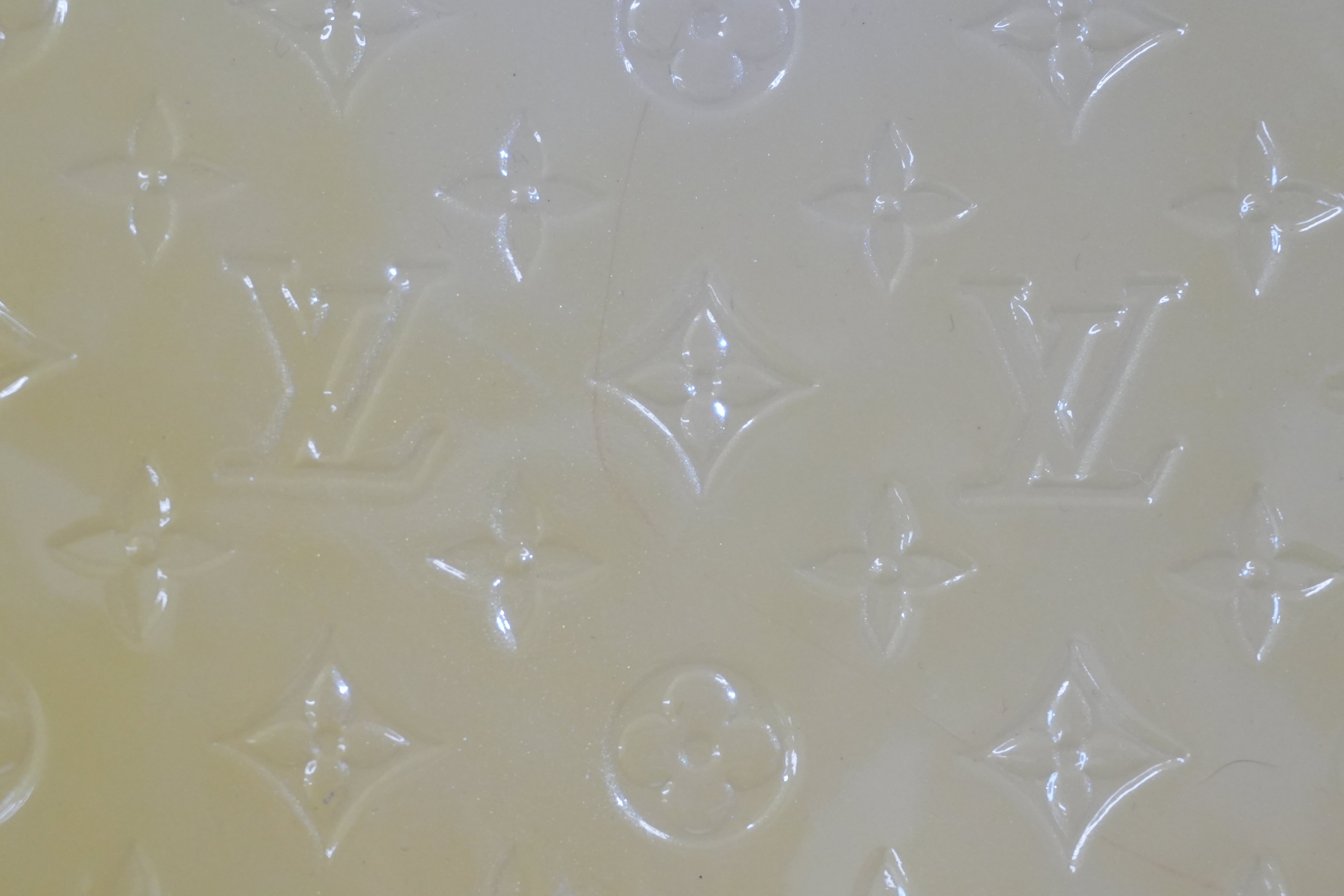 Pre-owned Louis Vuitton Vernis Brea MM Tote Bag Citrin