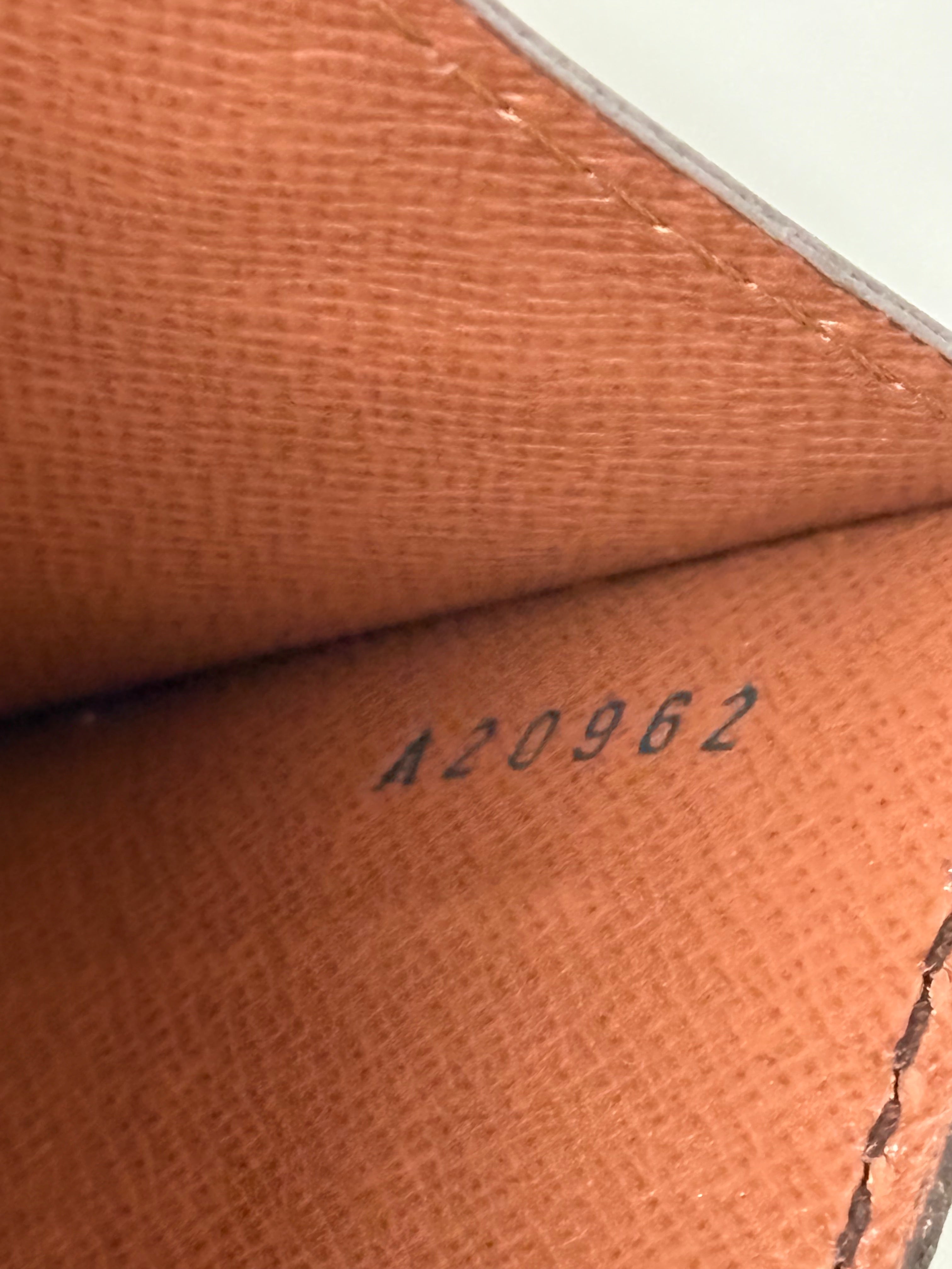 Pre-owned Louis Vuitton Monogram Monceau 26 Shoulder Bag