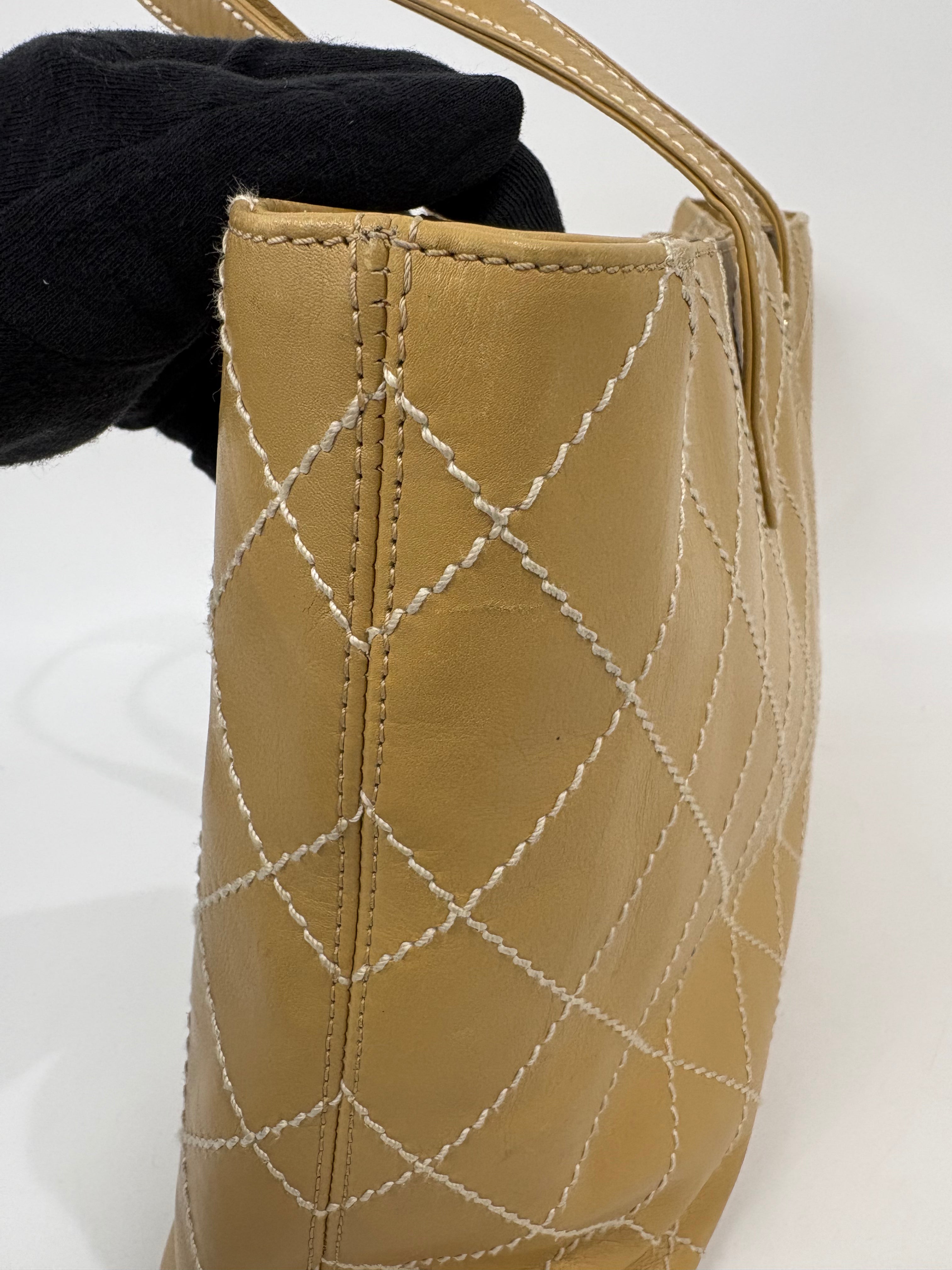 Pre-owned Chanel Wild Stitch Shoulder Bag Beige
