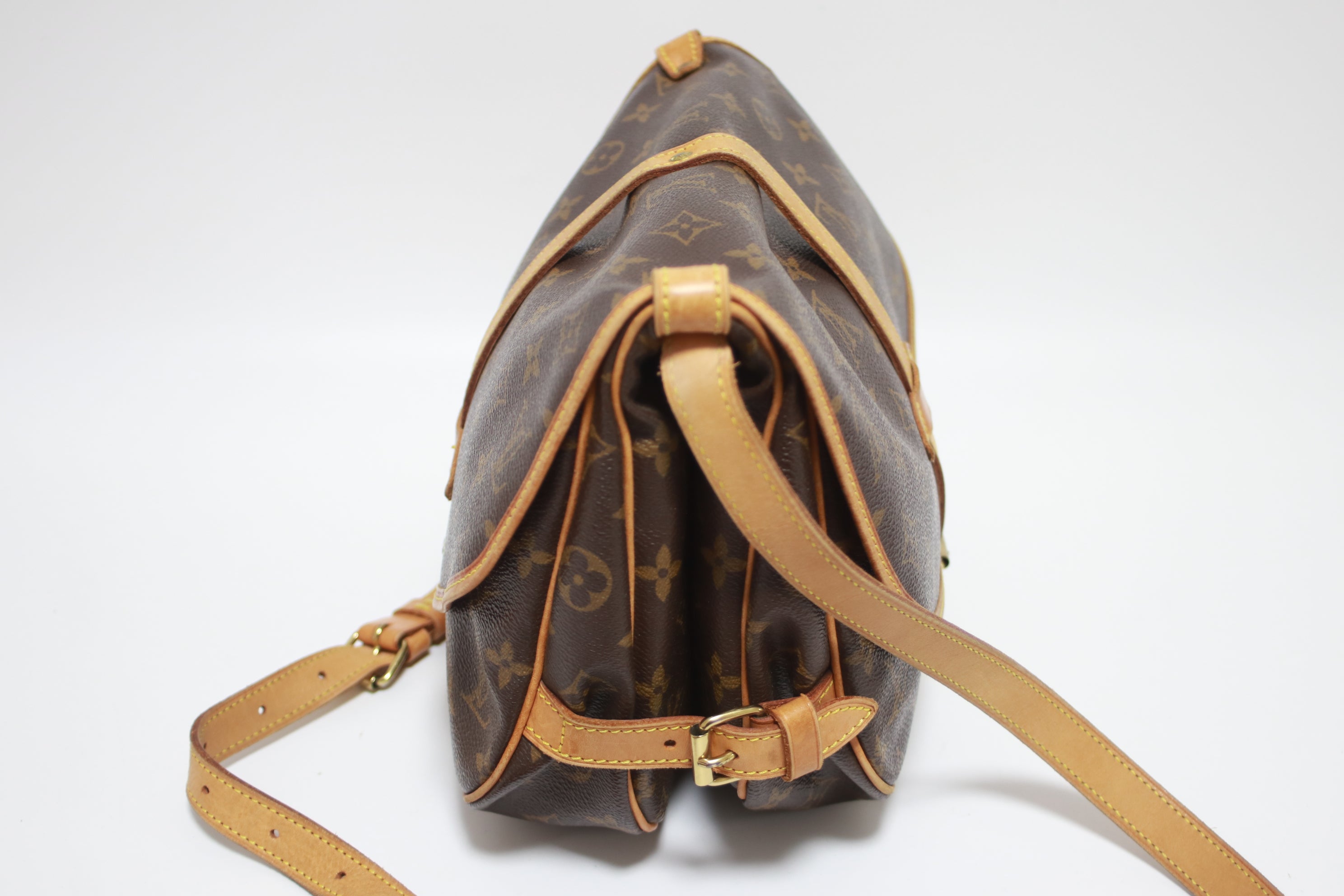 ルイヴィトン ソミュール 30 ショルダーバッグ 中古