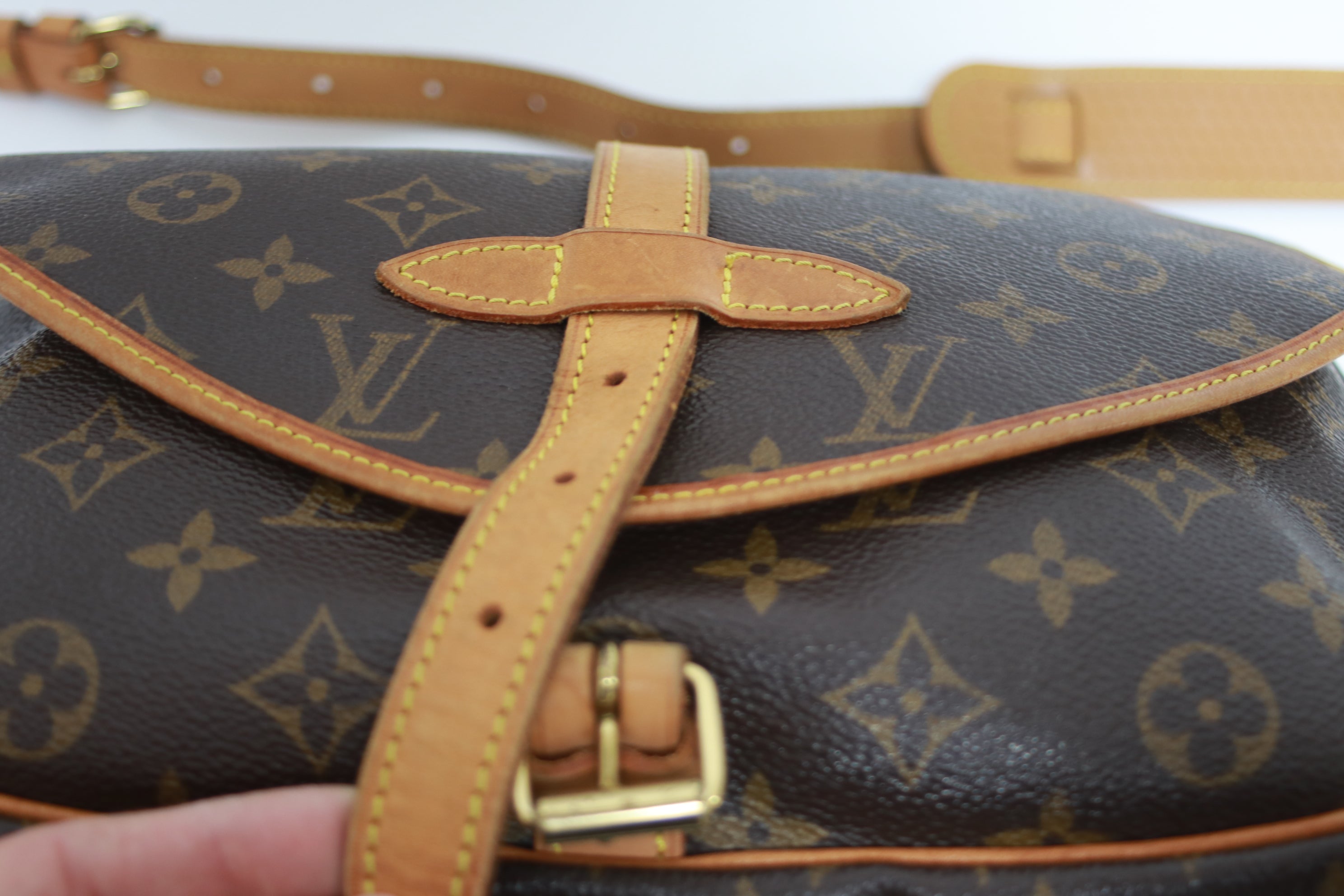 ルイヴィトン ソミュール 30 ショルダーバッグ 中古