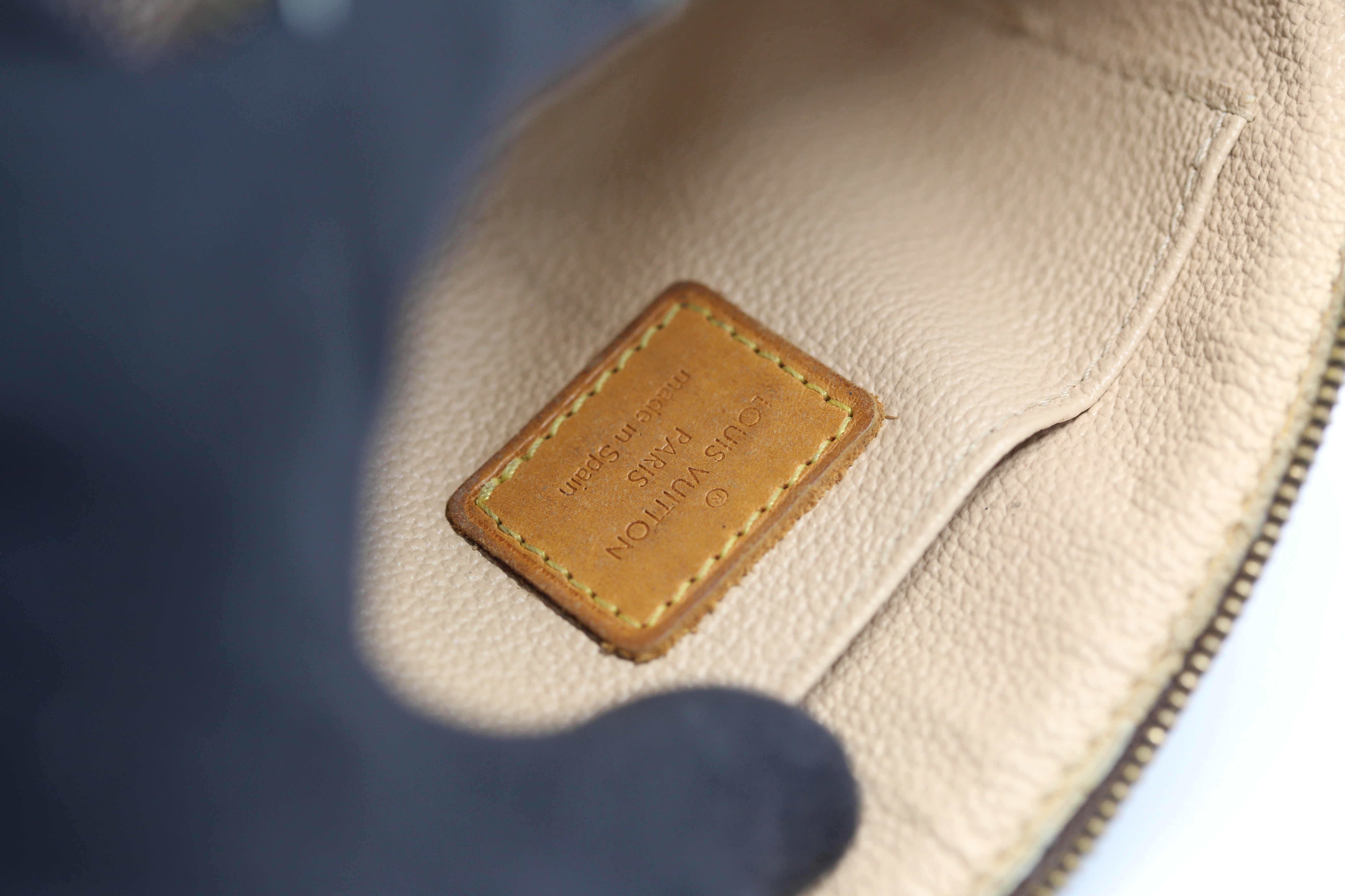 ルイヴィトン コスメポーチ PM 中古