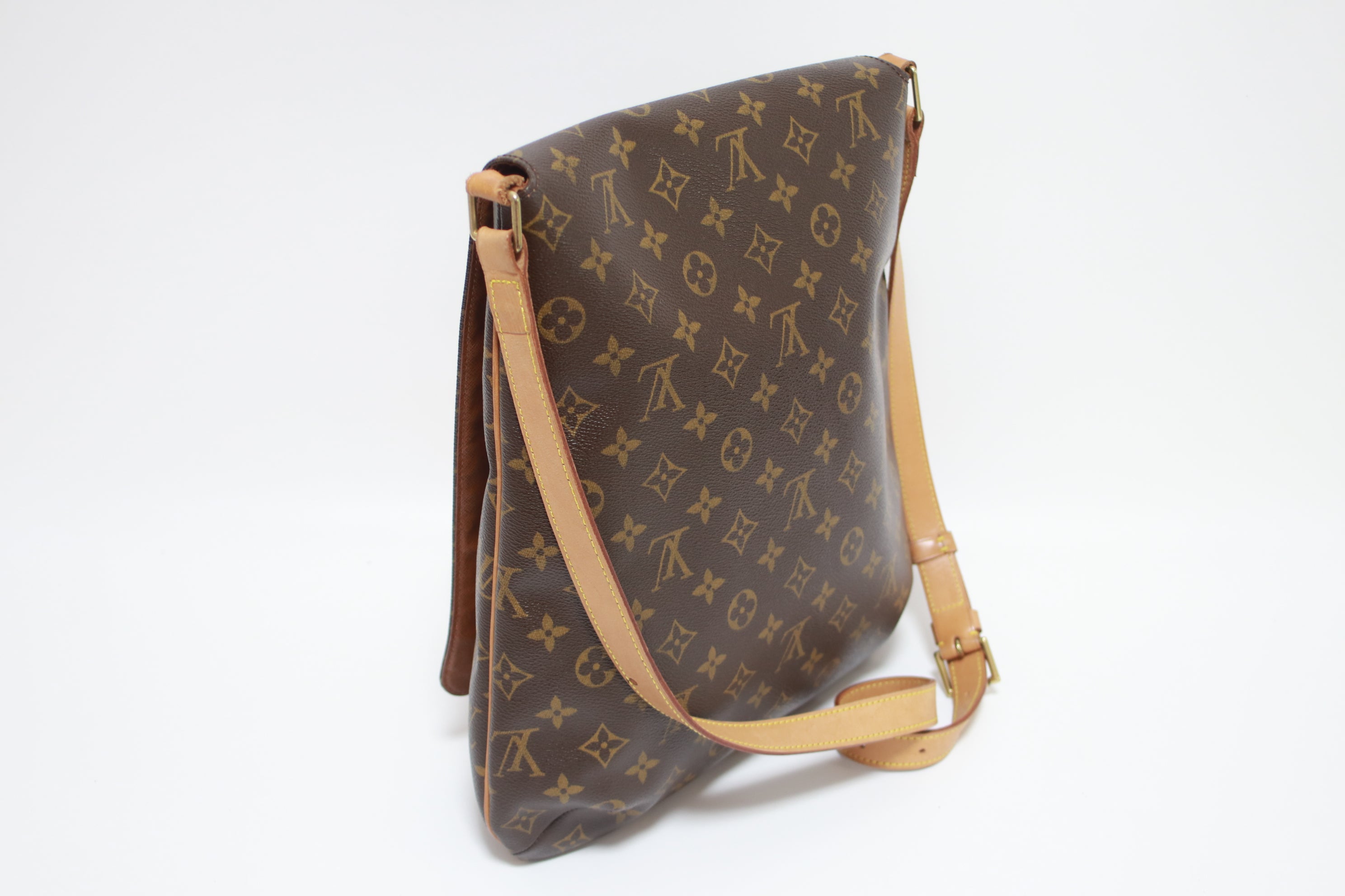 Louis Vuitton Musette Shoulder Bag Used