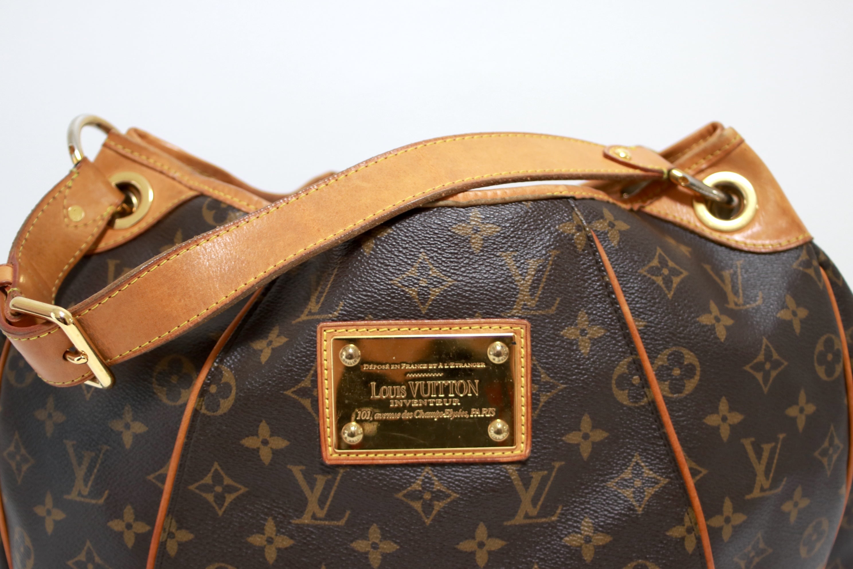 Louis Vuitton Galliera PM Hobo Bag Used