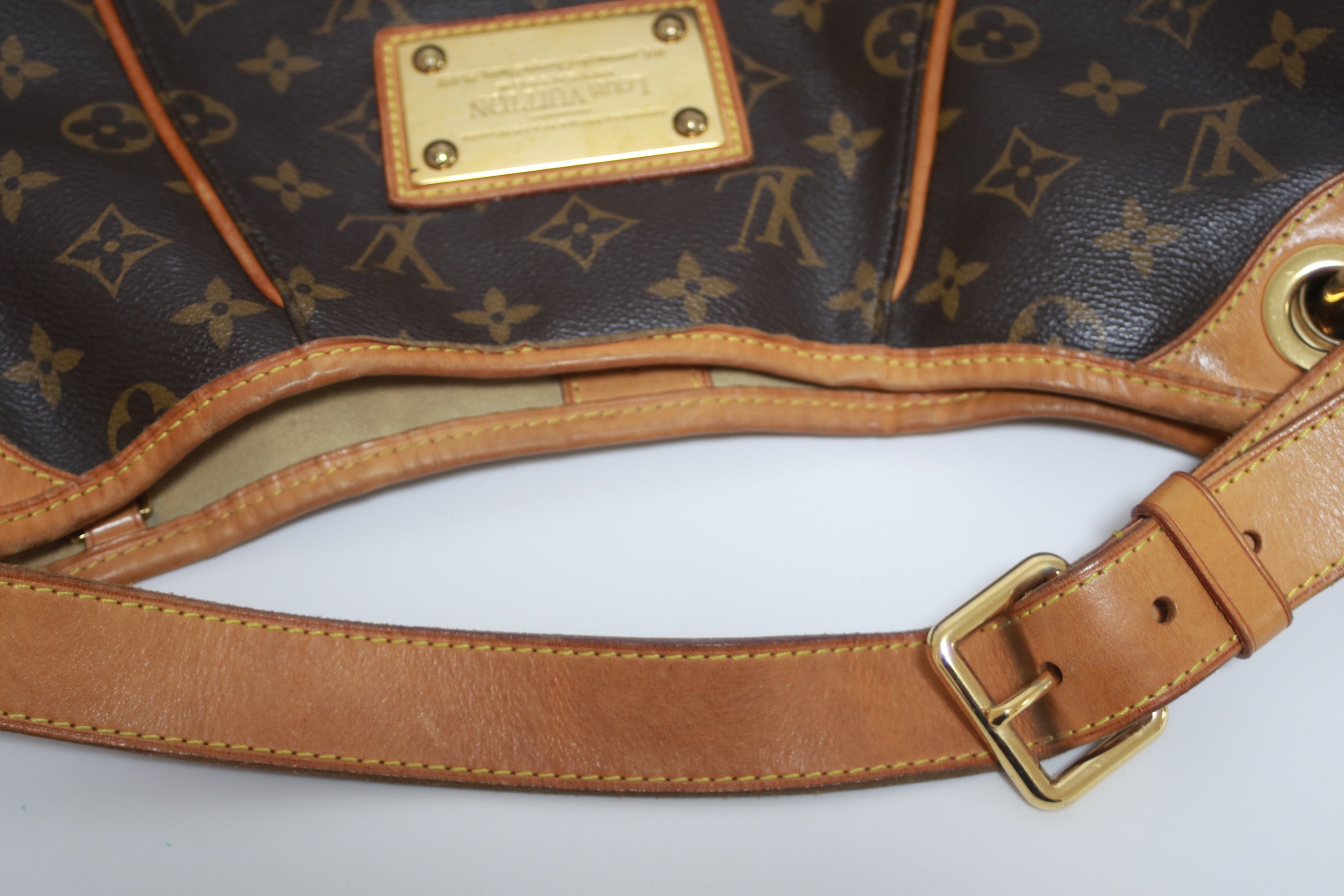 Louis Vuitton Galliera PM Hobo Bag Used