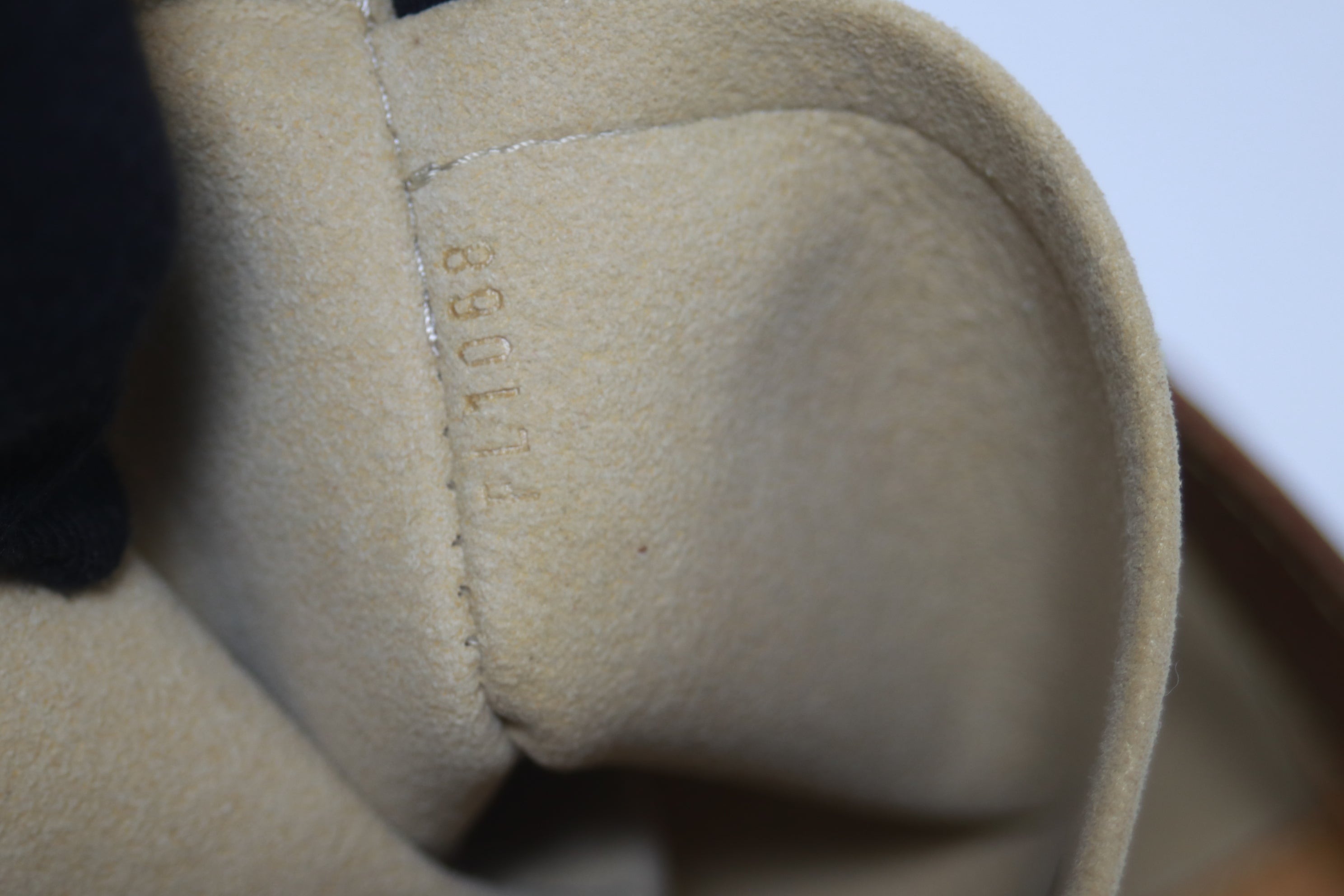 Louis Vuitton Galliera PM Hobo Bag Used