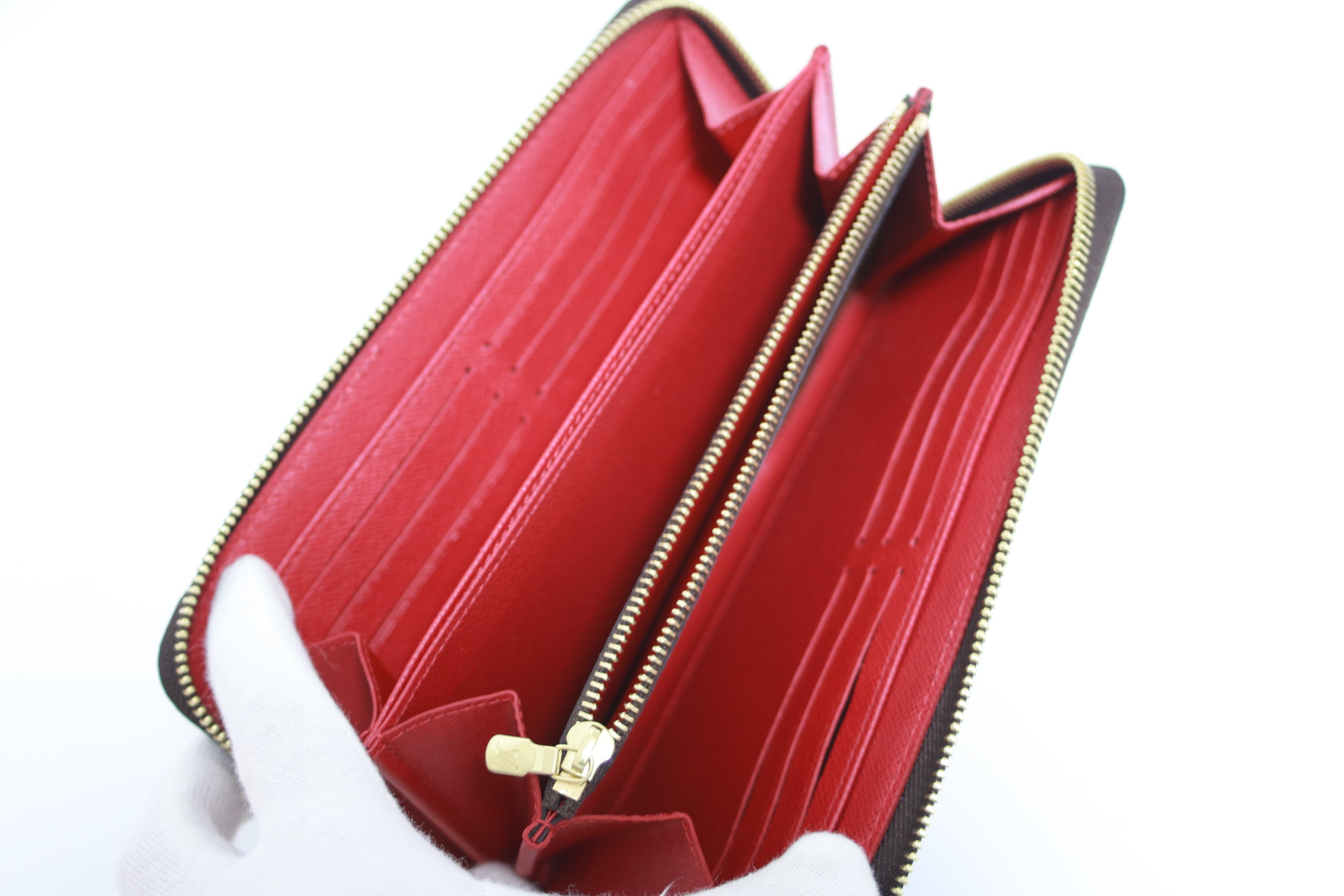 ルイヴィトン カラコルム 限定版 財布 中古