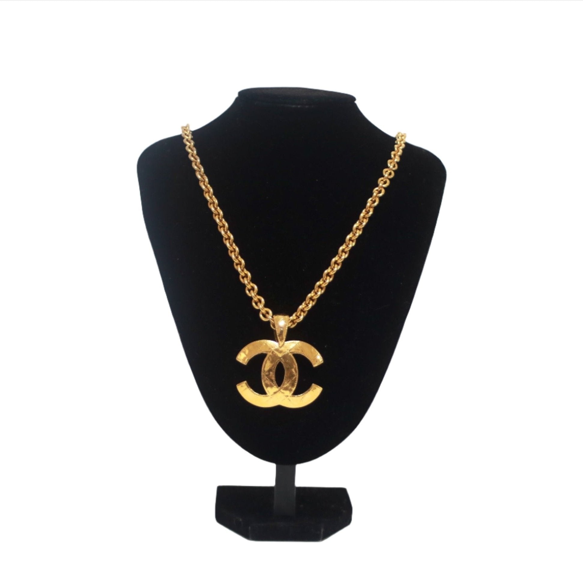 Chanel Vintage Gold Plated Necklace