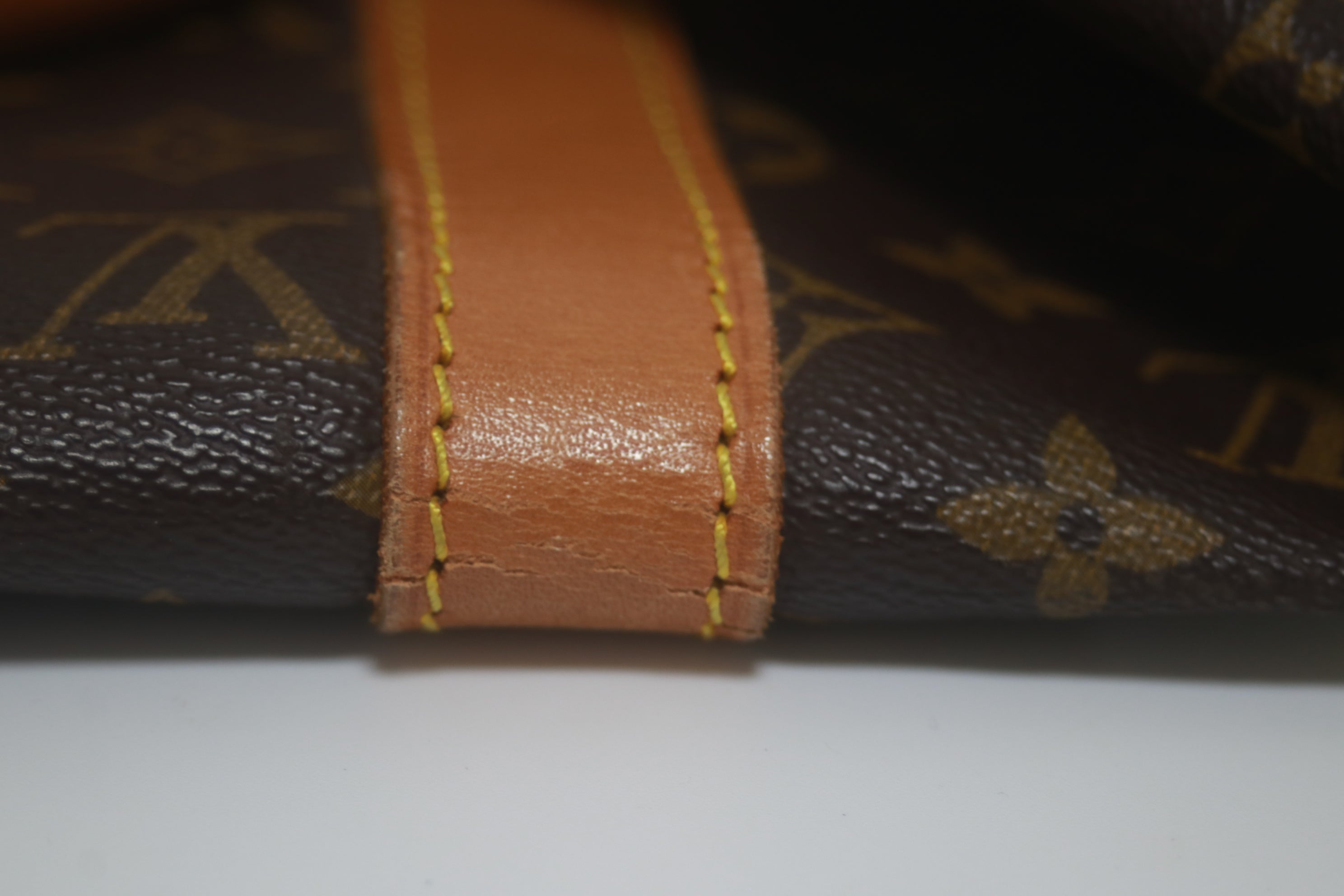 Louis Vuitton Keepall 50 Bandouliere Used