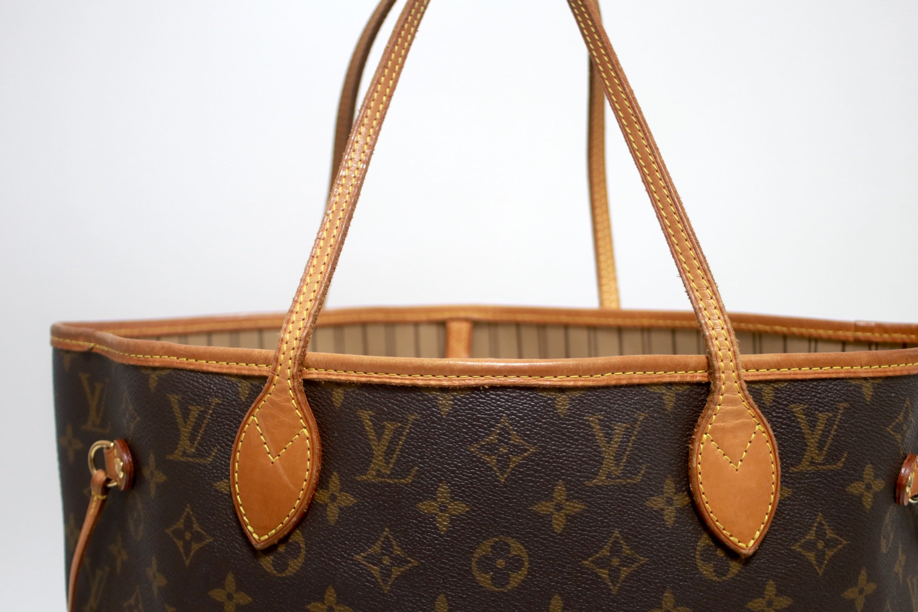 Louis Vuitton Neverfull MM Monogram Shoulder Tote Bag Used