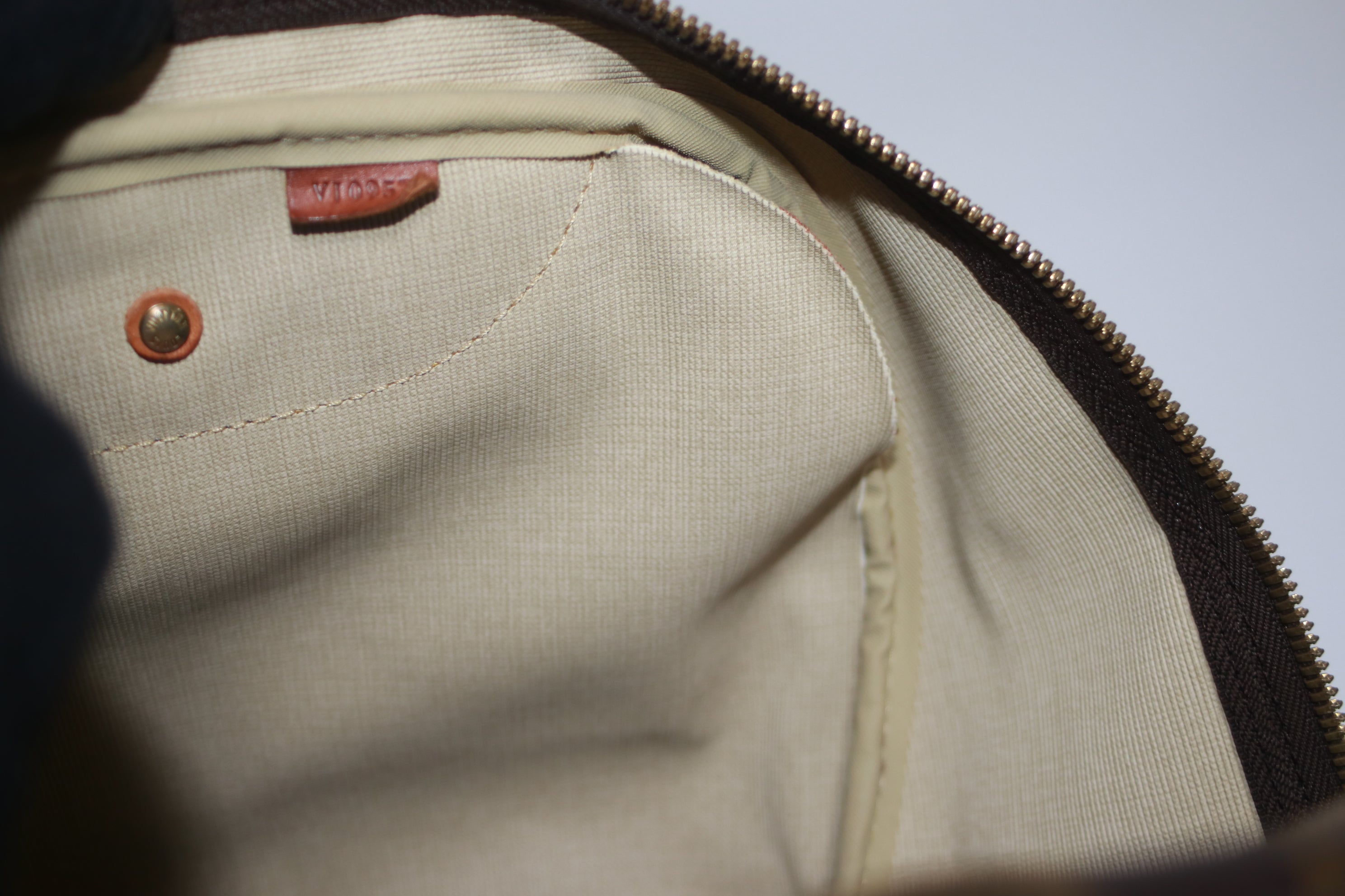 ルイヴィトン エヴァシオン スポーツバッグ 中古